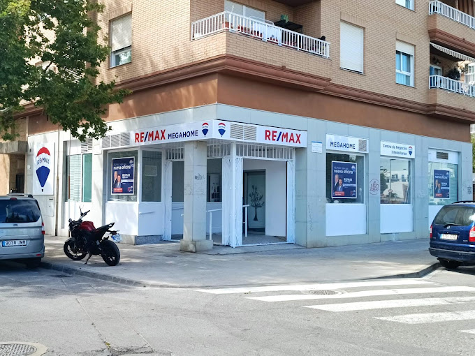 RE/MAX Mega Home