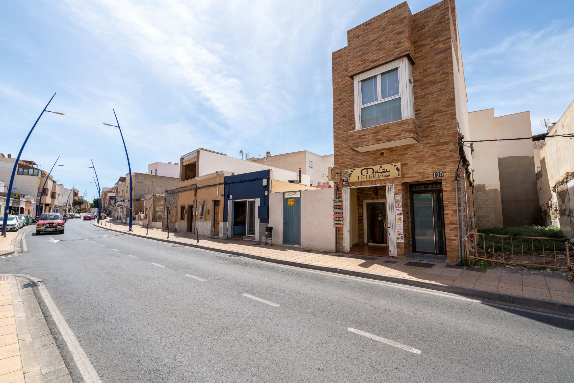 Locales-Venta-Almería-829987