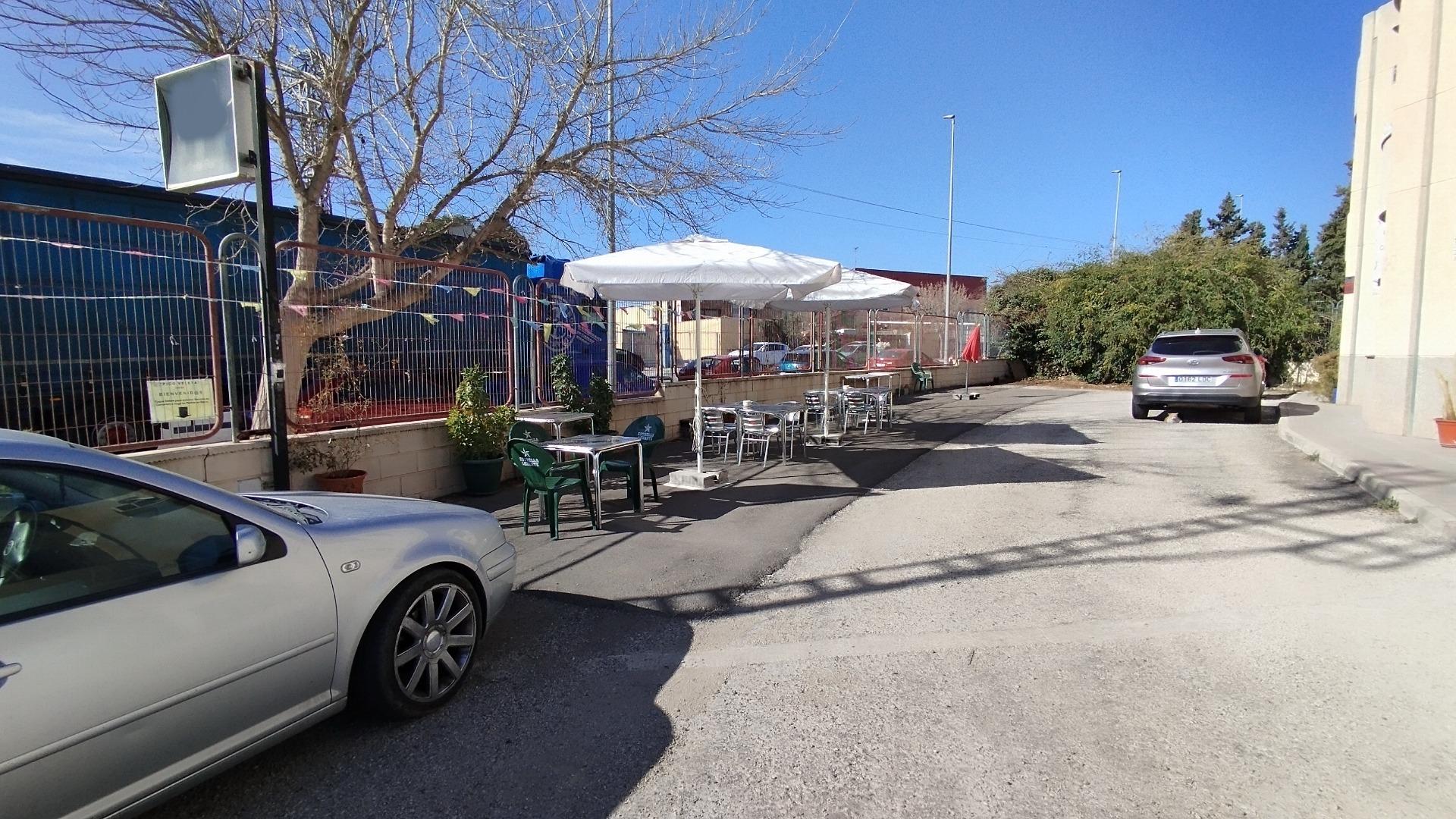 Naves-Venta-Elda-1047174-Foto-2