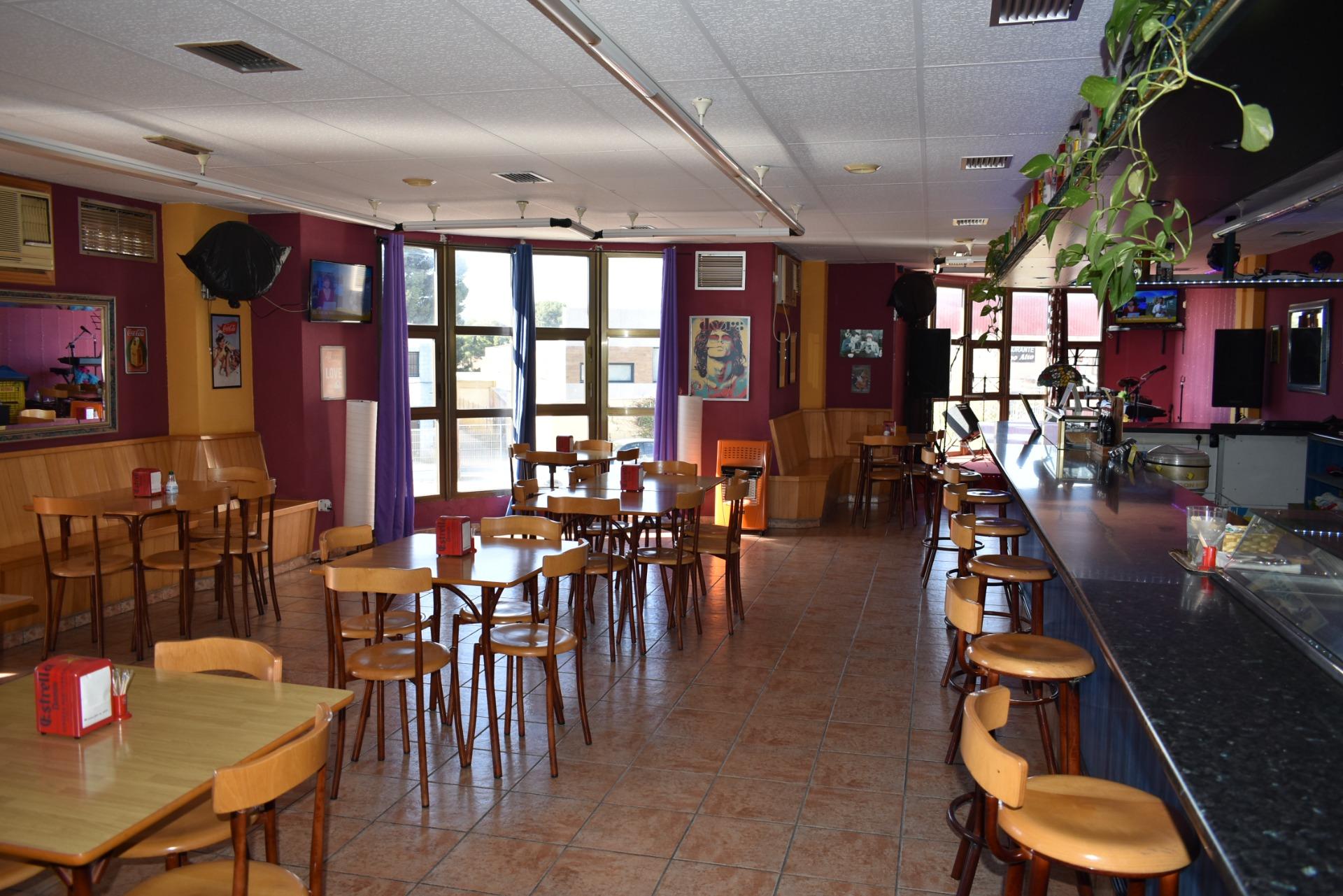 Naves-Venta-Elda-1047174-Foto-15