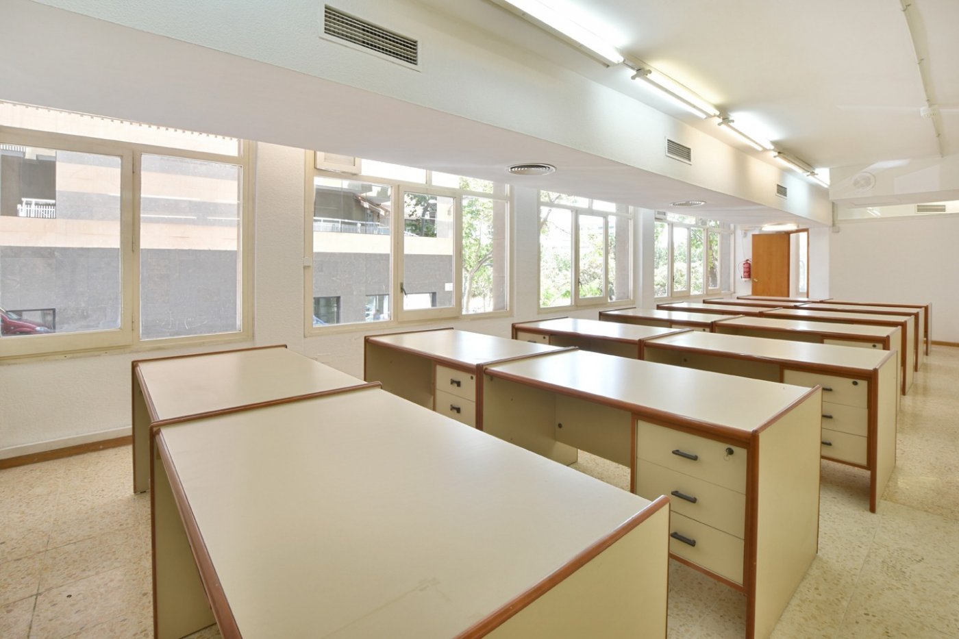 Oficinas-Venta-Barcelona-907914-Foto-5
