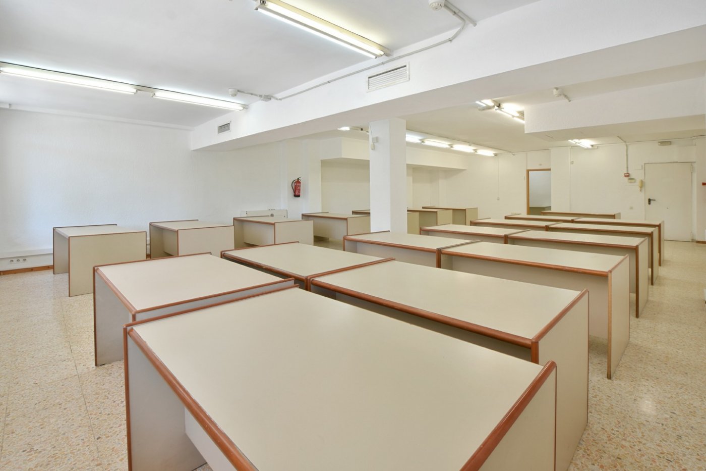 Oficinas-Venta-Barcelona-907914-Foto-16