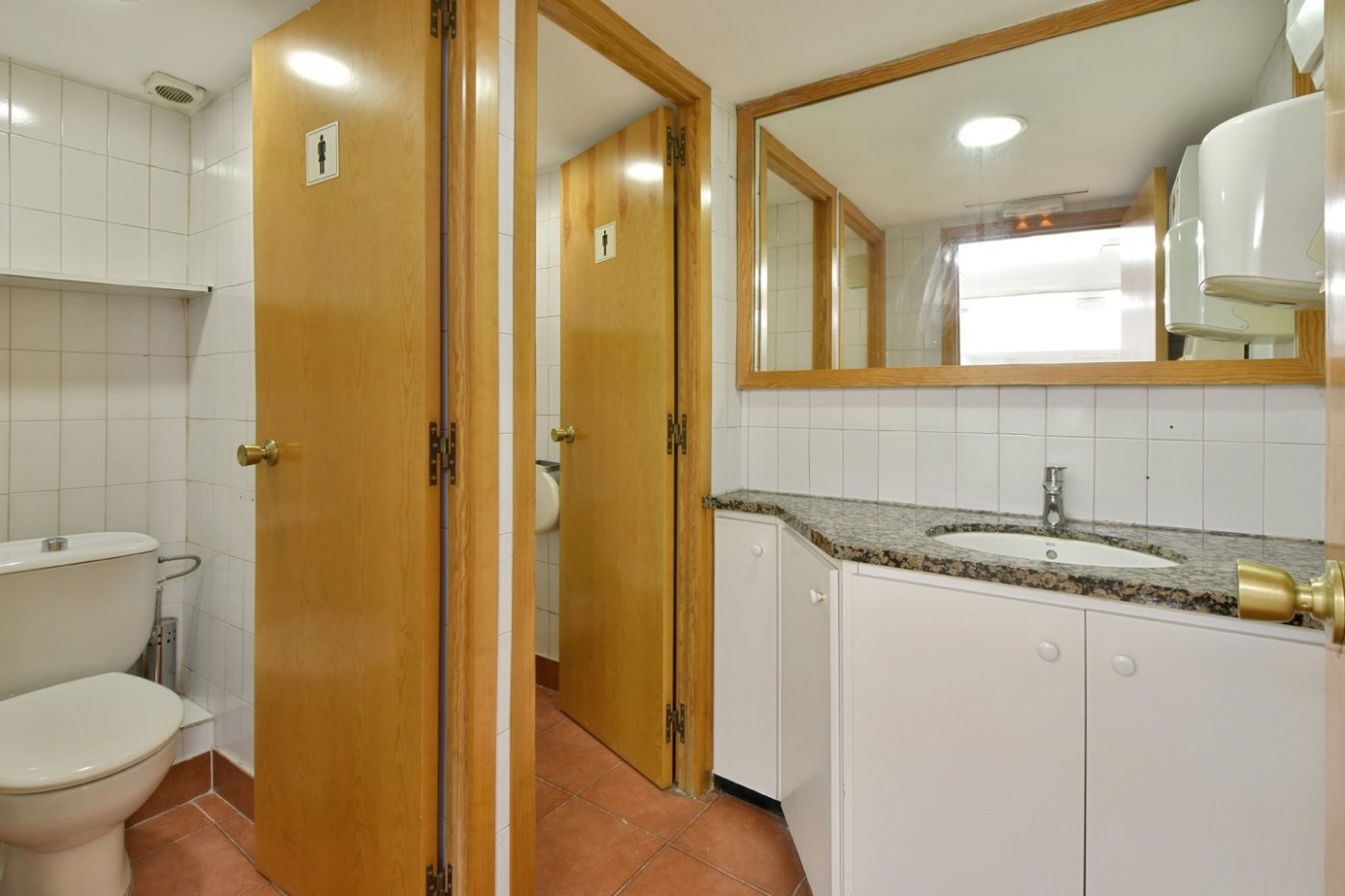 Oficinas-Venta-Barcelona-907914-Foto-28