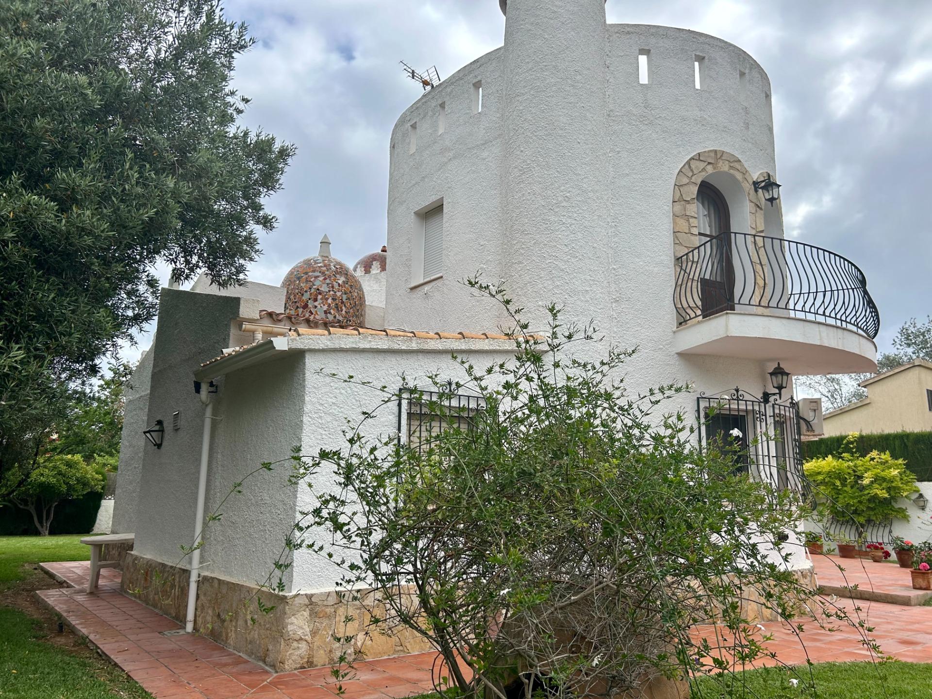 Casa en venta en Denia 3/60