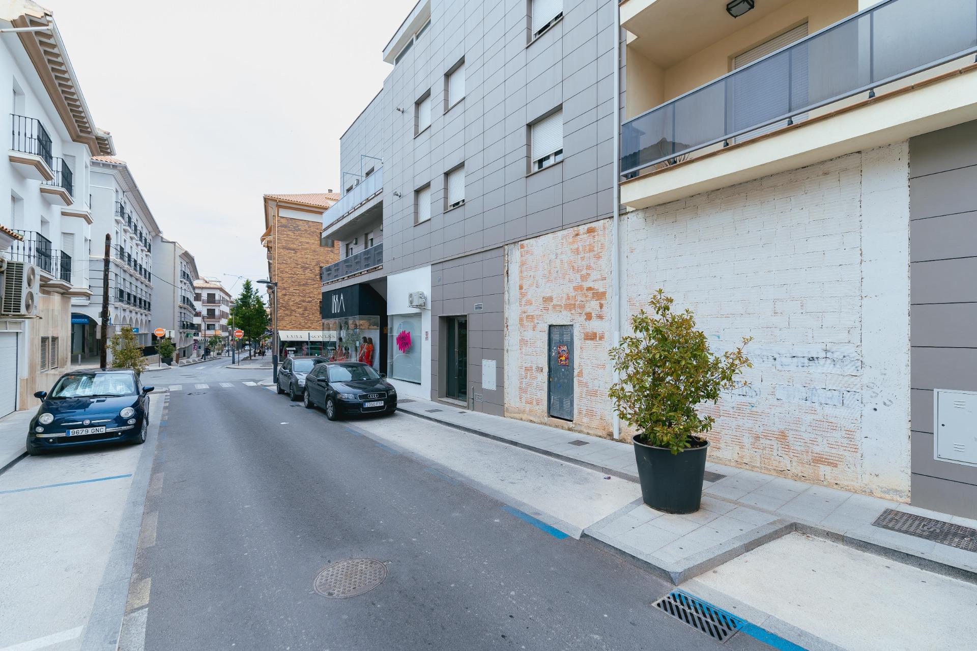 Local Comercial en venta, Baza, Granada