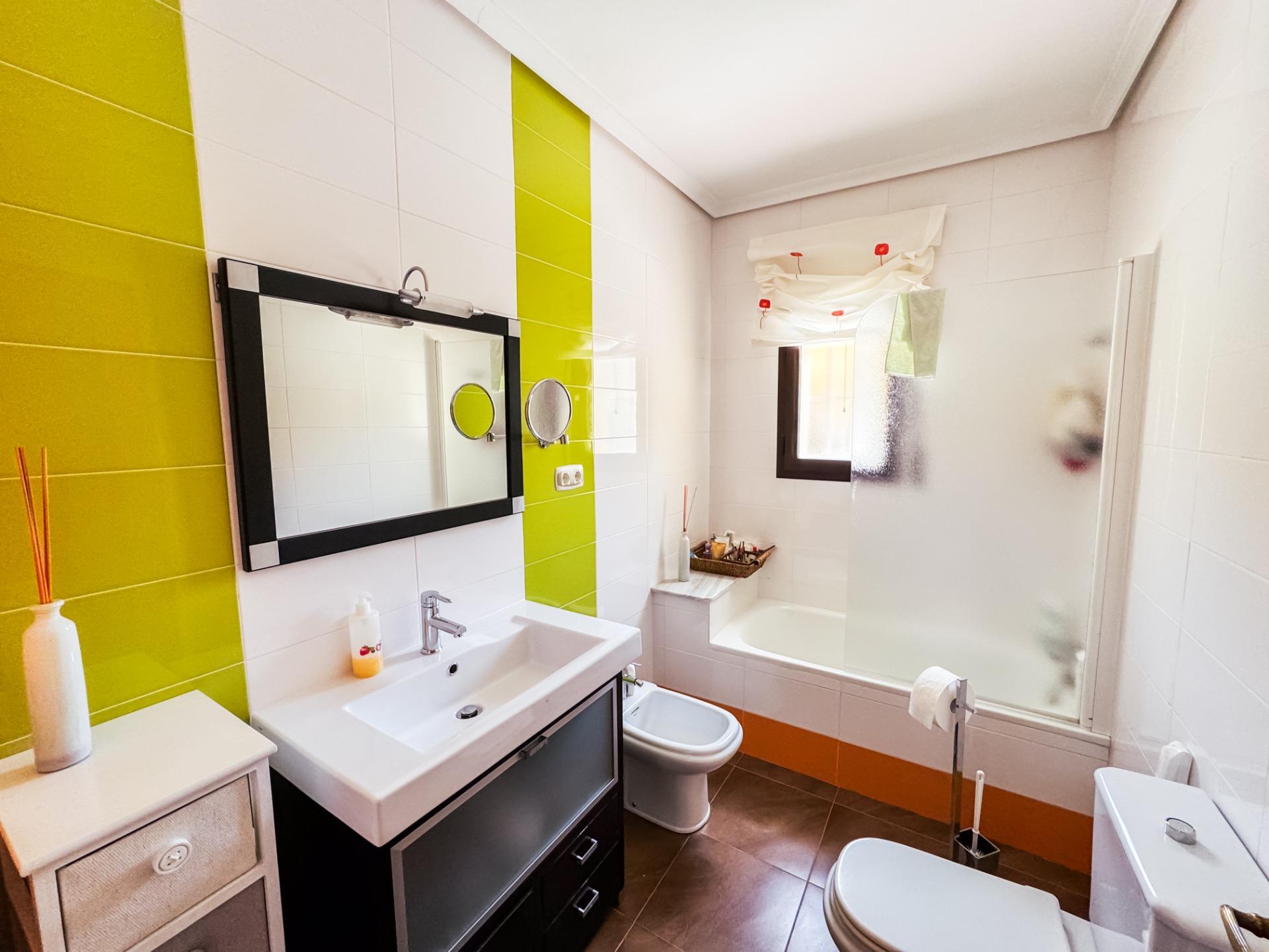 Edificio en venta en Castillejar 3/97