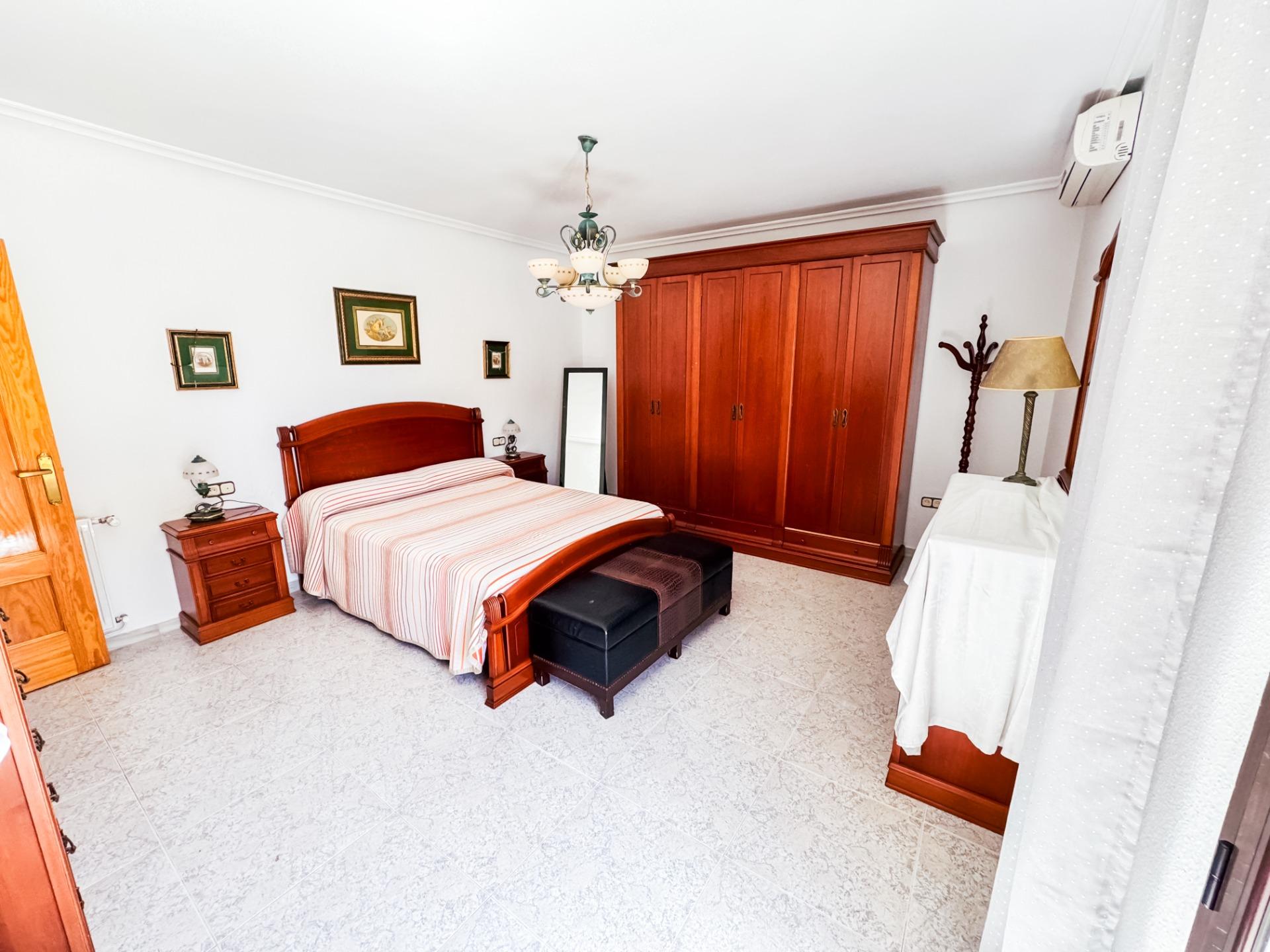 Edificio en venta en Castillejar 4/97