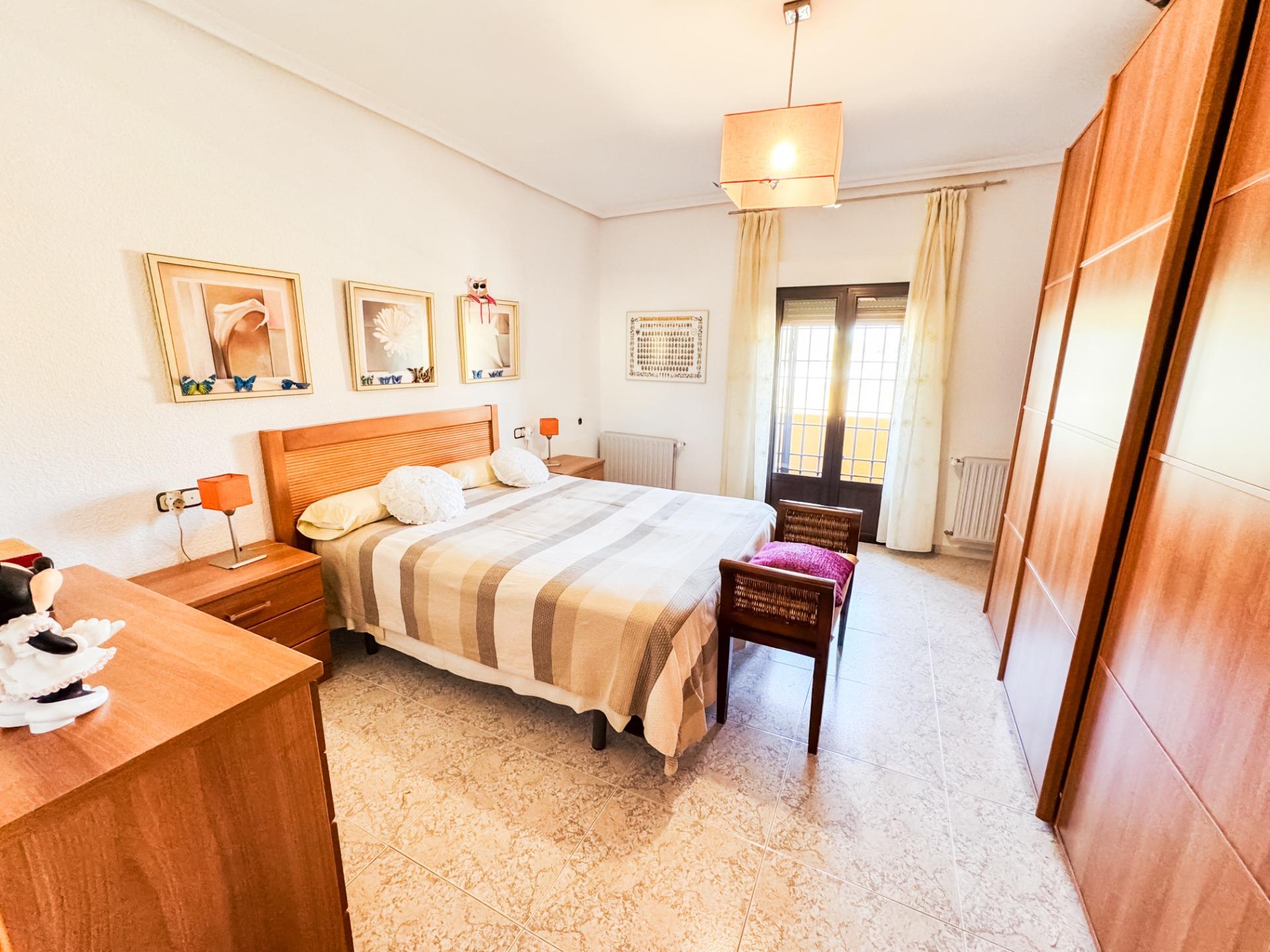 Edificio en venta en Castillejar 22/97