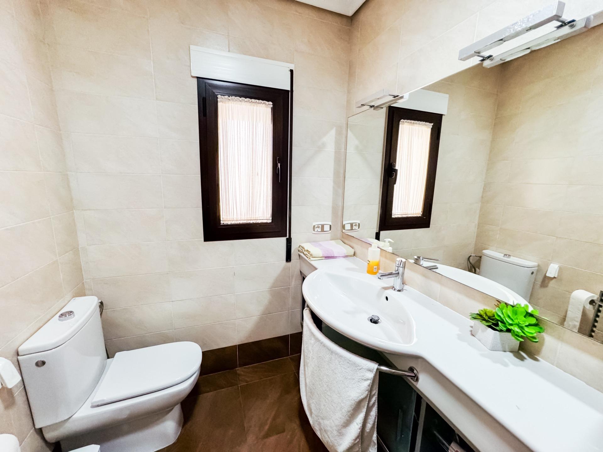 Edificio en venta en Castillejar 25/97