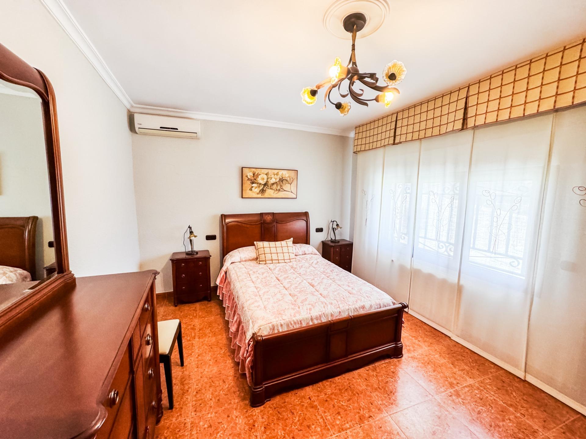 Edificio en venta en Castillejar 41/97