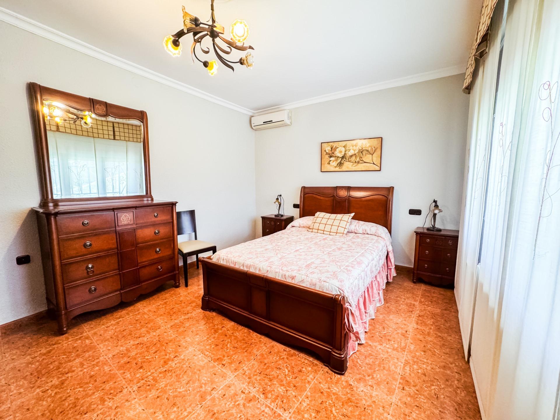 Edificio en venta en Castillejar 44/97