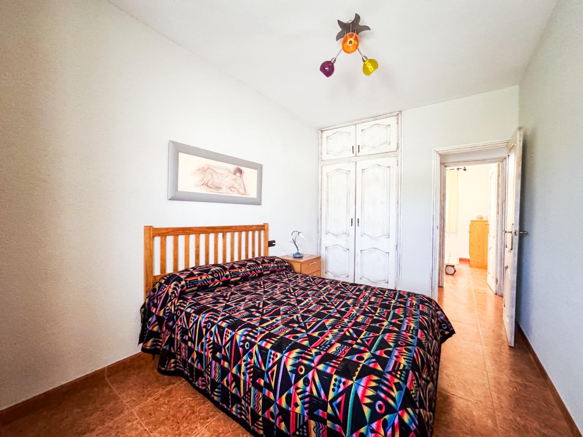 Edificio en venta en Castillejar 69/97