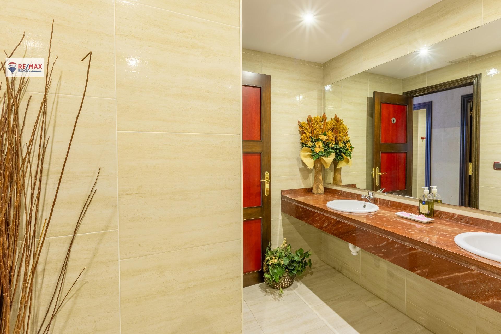 Negocios-Venta-FrÃ³mista-1428997-Foto-51