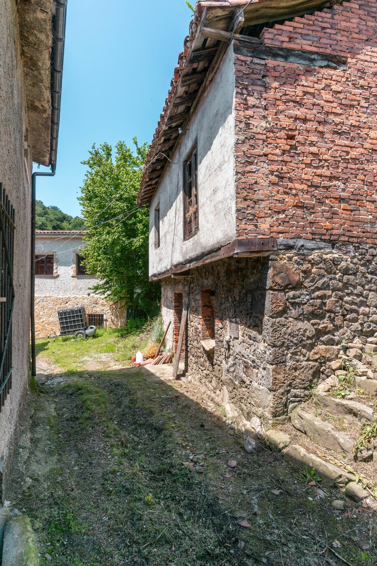 Casa en venta  calle RIOSUARIA, 9, Bimenes  1/1