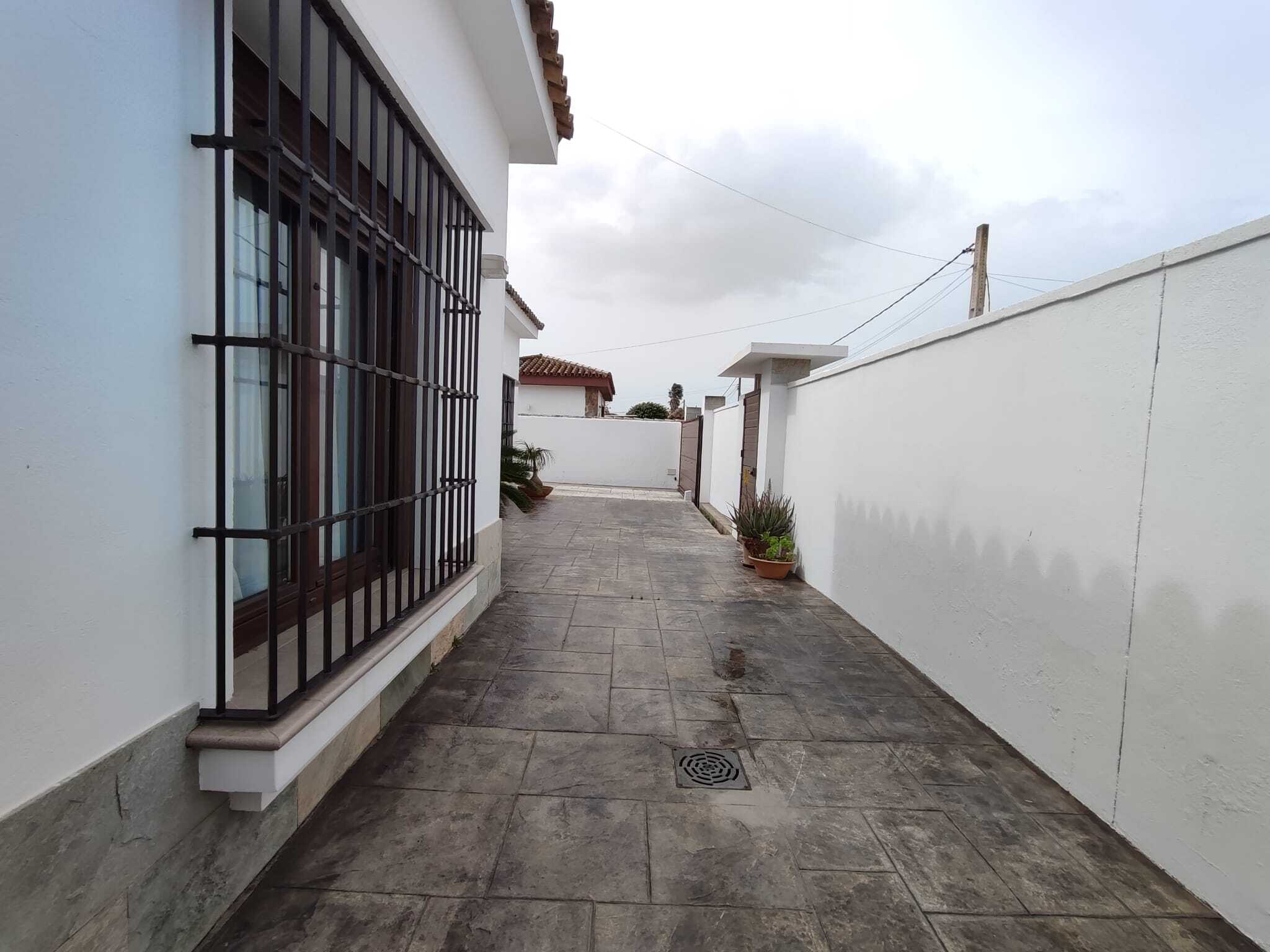 Casas o chalets-Venta-Chiclana de la Frontera-1716019-Foto-3
