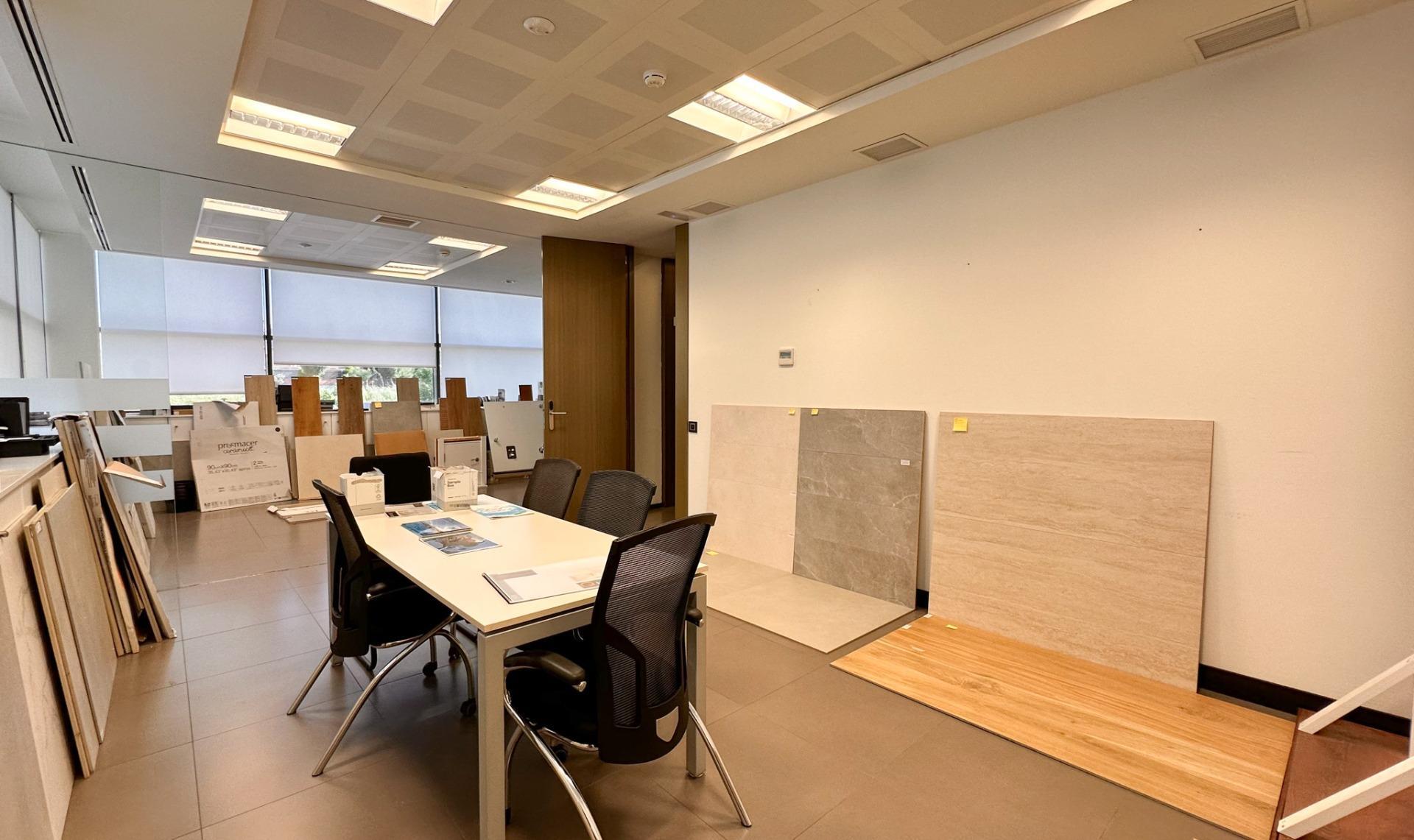Oficinas-Alquiler-Villaviciosa de OdÃ³n-1724091-Foto-17
