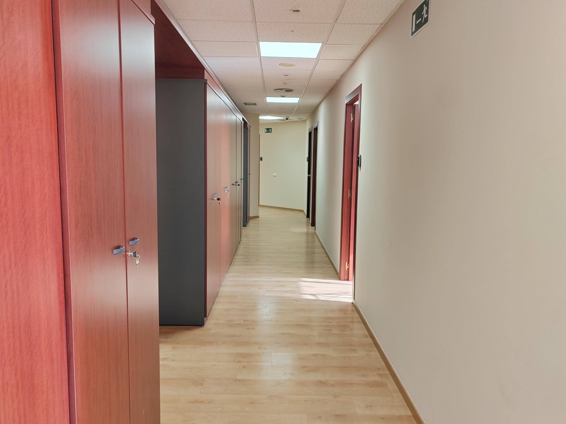 Oficinas-Venta-Barcelona-1748248-Foto-25