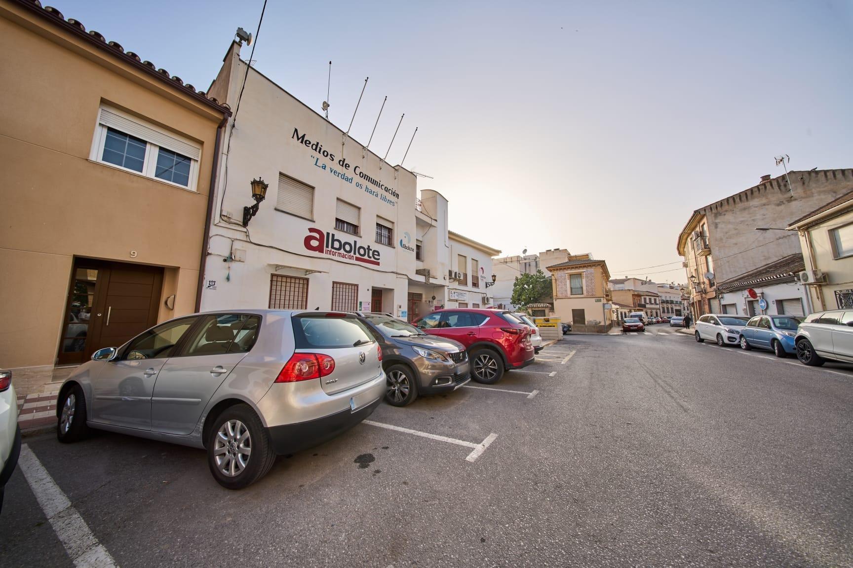 Edificio en venta  Calle de Ramón y Cajal, Albolote  1/1