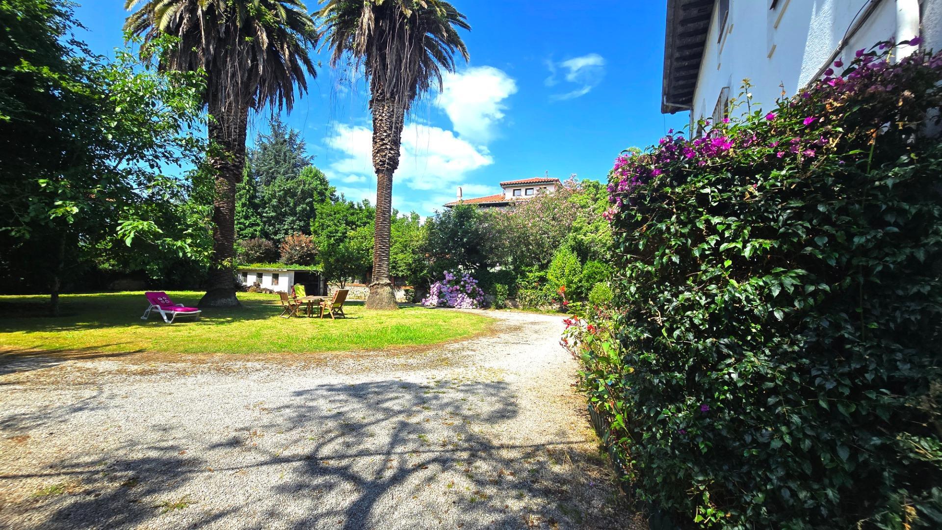 Chalet pareado en venta, Torrelavega