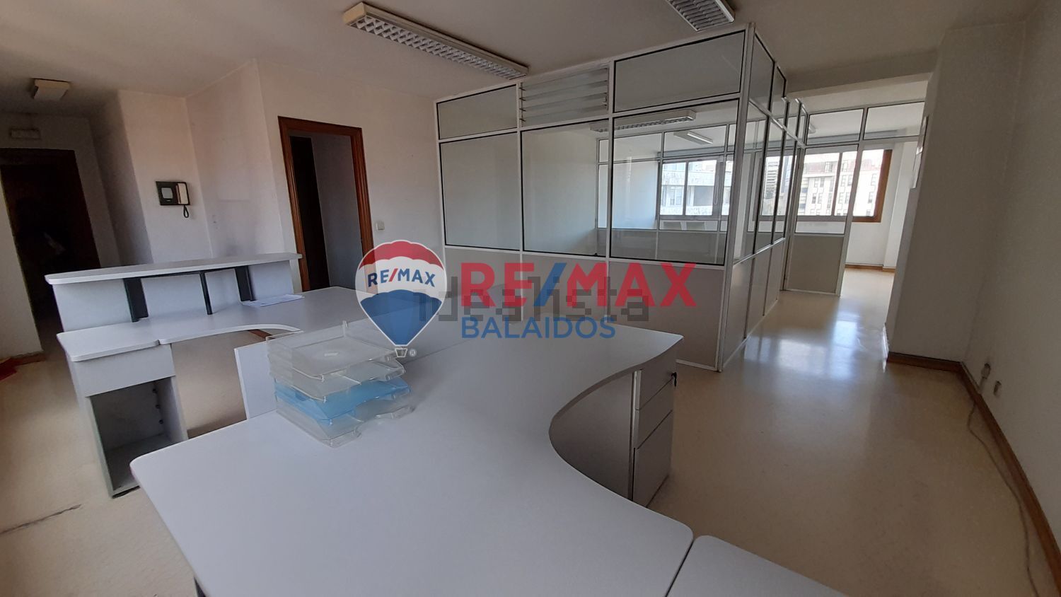 Oficina en alquiler  Vigo  1/23
