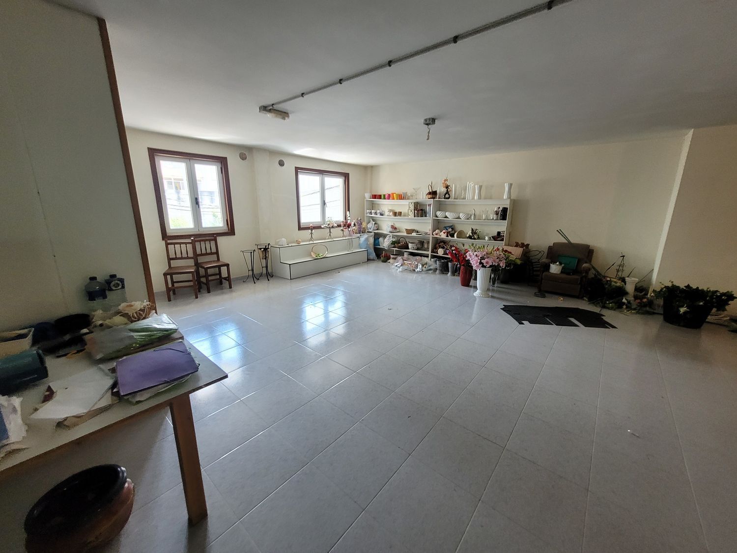 Oficina en alquiler  Santa Comba  28/33