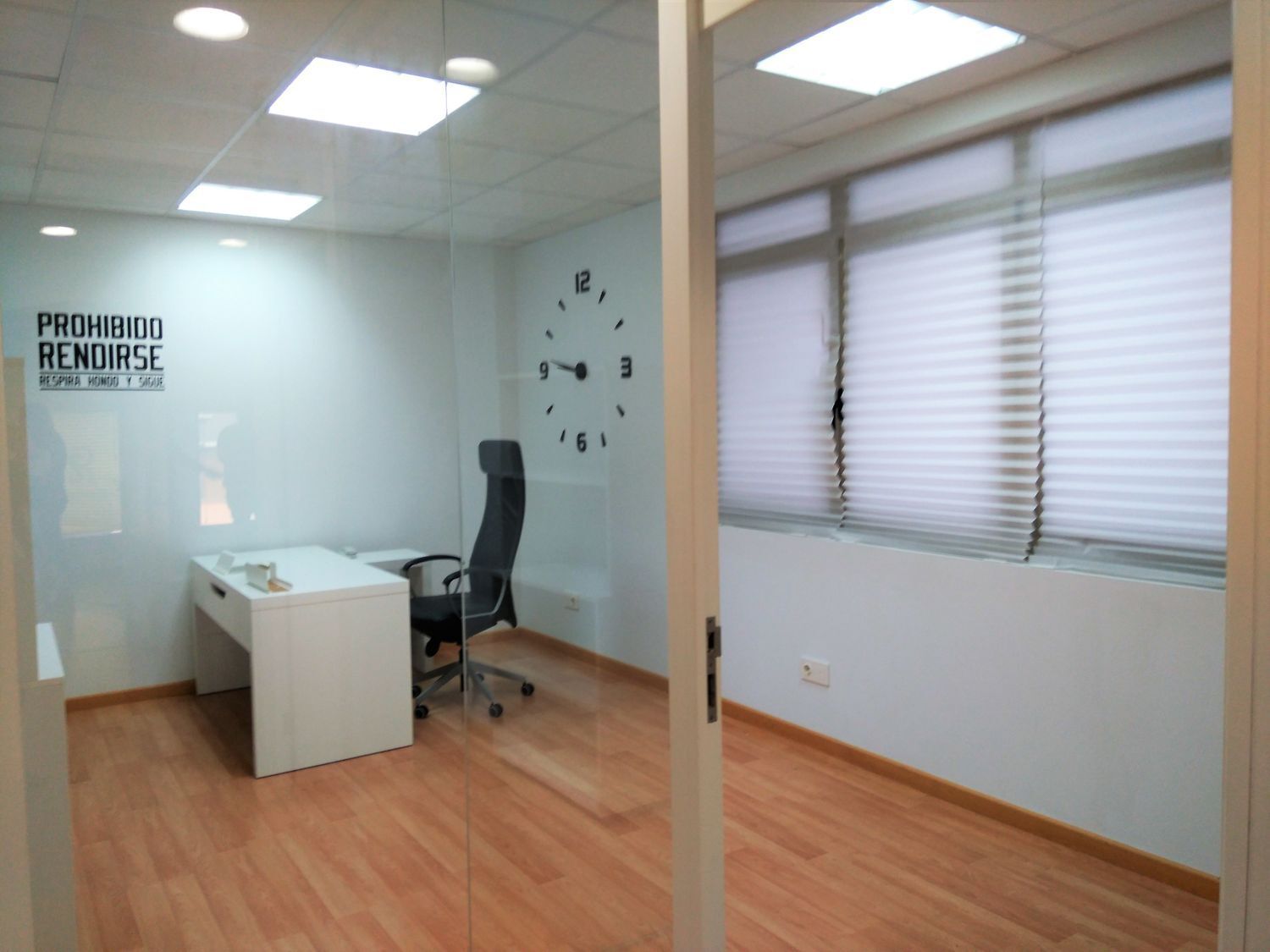 Oficina en alquiler  A Coruña  7/18