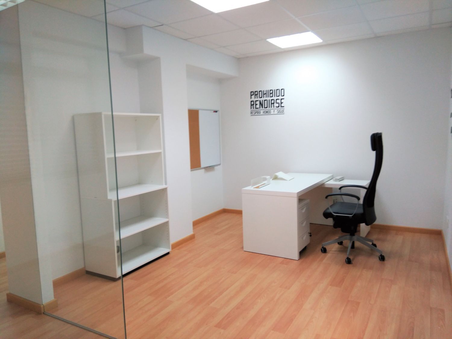 Oficina en alquiler  A Coruña  12/18
