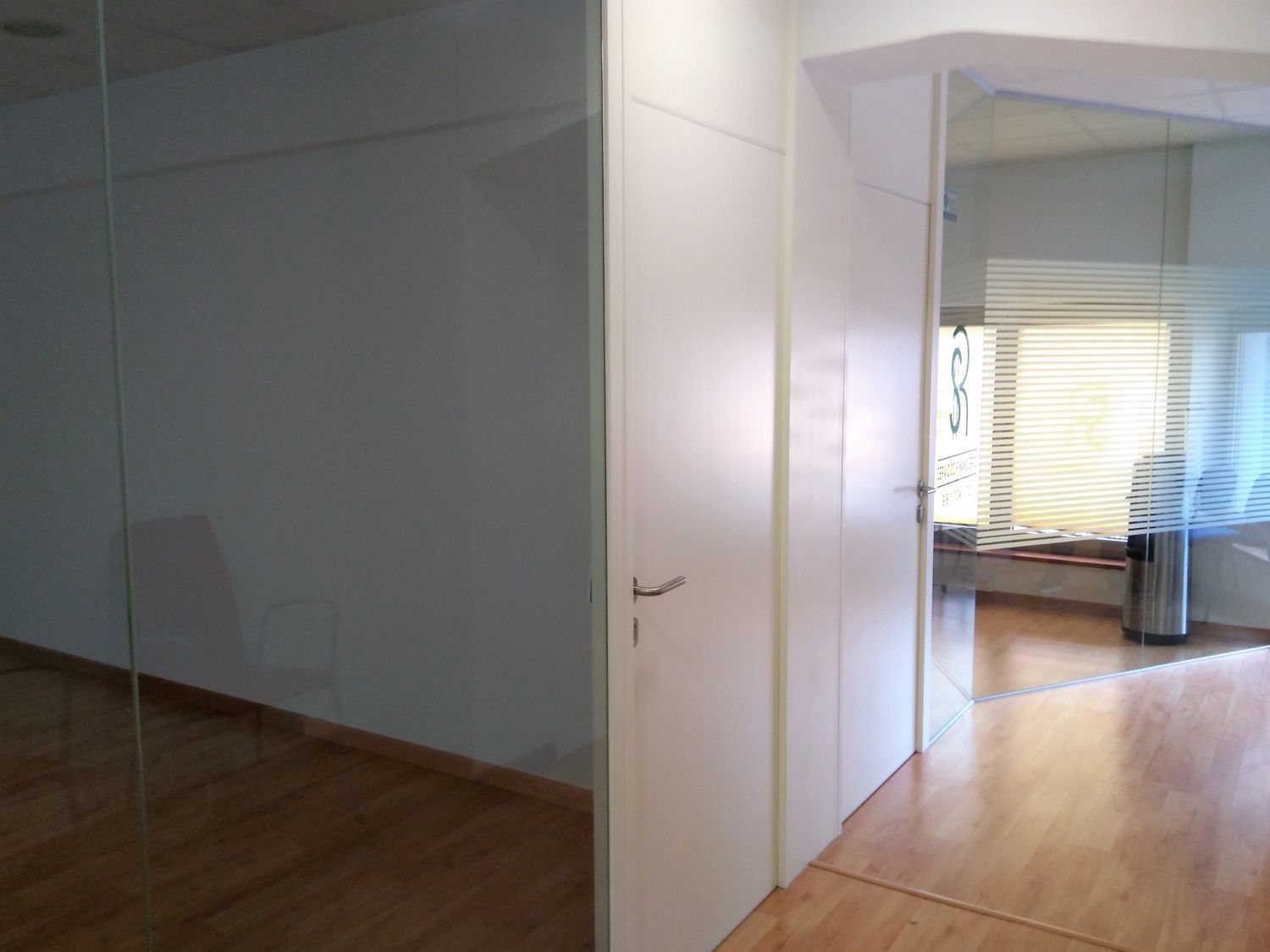Oficina en alquiler  A Coruña  13/18