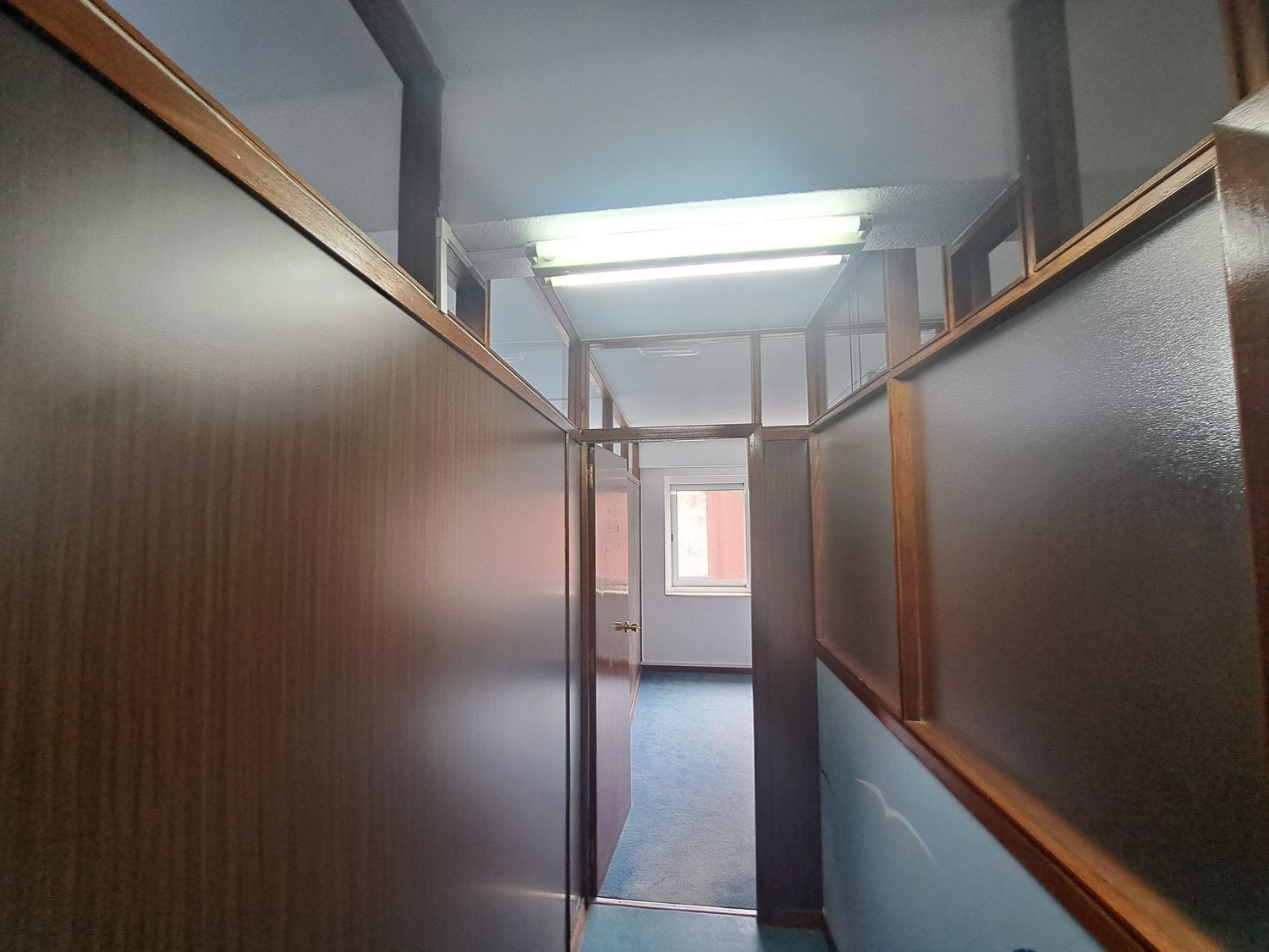 Oficina en alquiler  calle de Alfredo Brañas, Santiago de Compostela  13/18