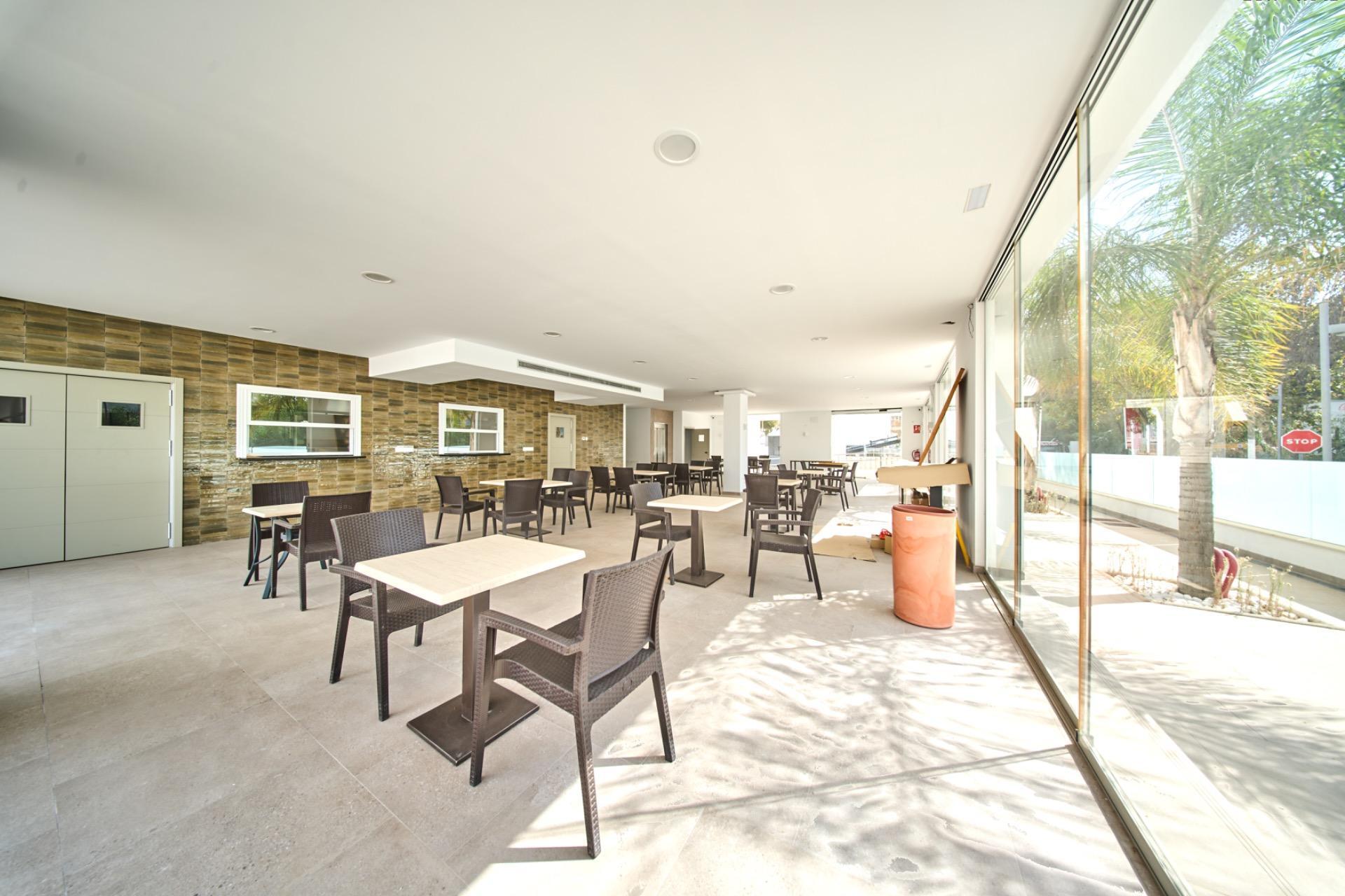 Local Comercial en alquiler, UrbanizaciÃ³n Cerrado de Elviria, Marbella, MÃ¡laga