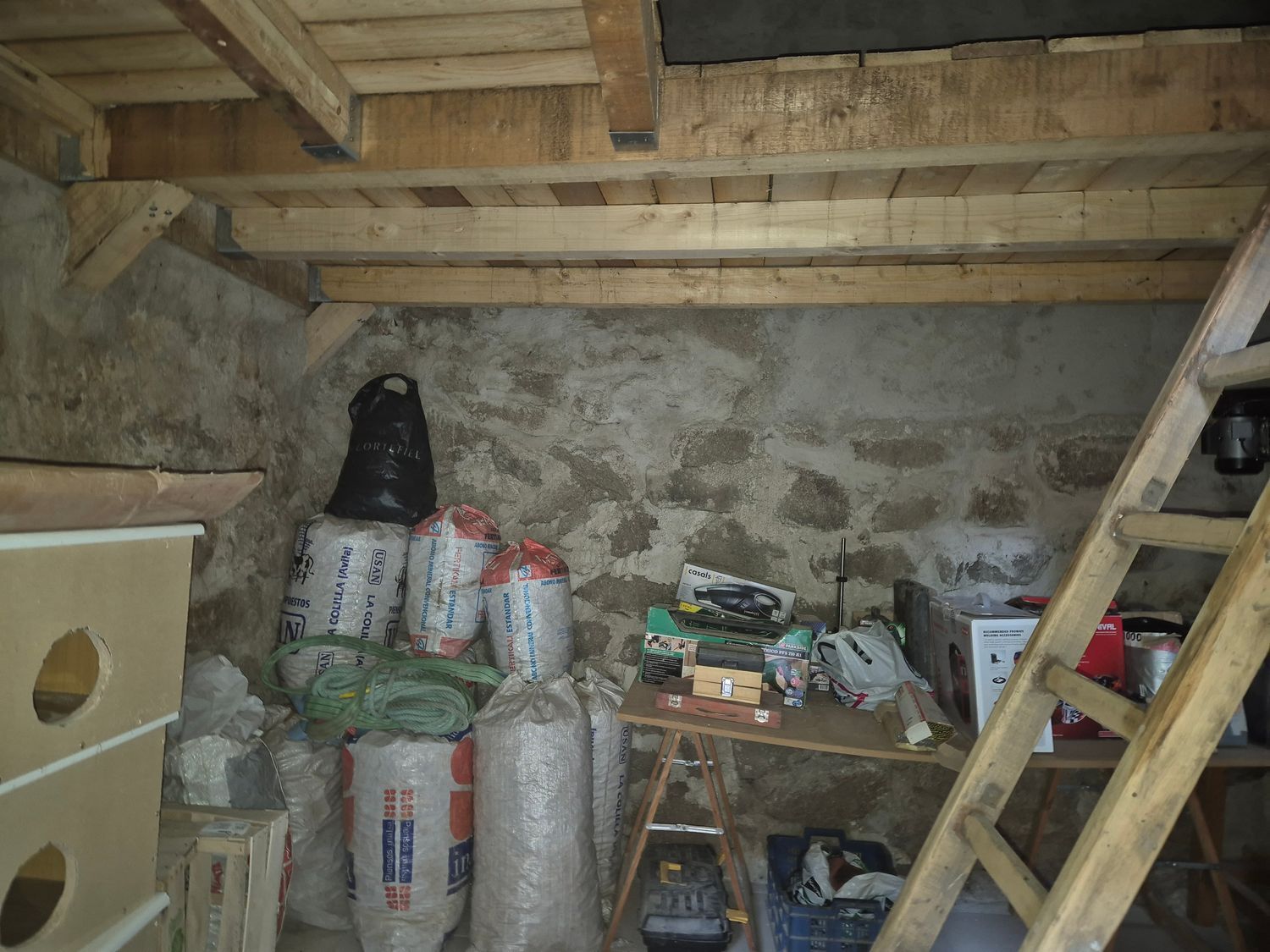 Edificio en venta  Navaluenga  1/1