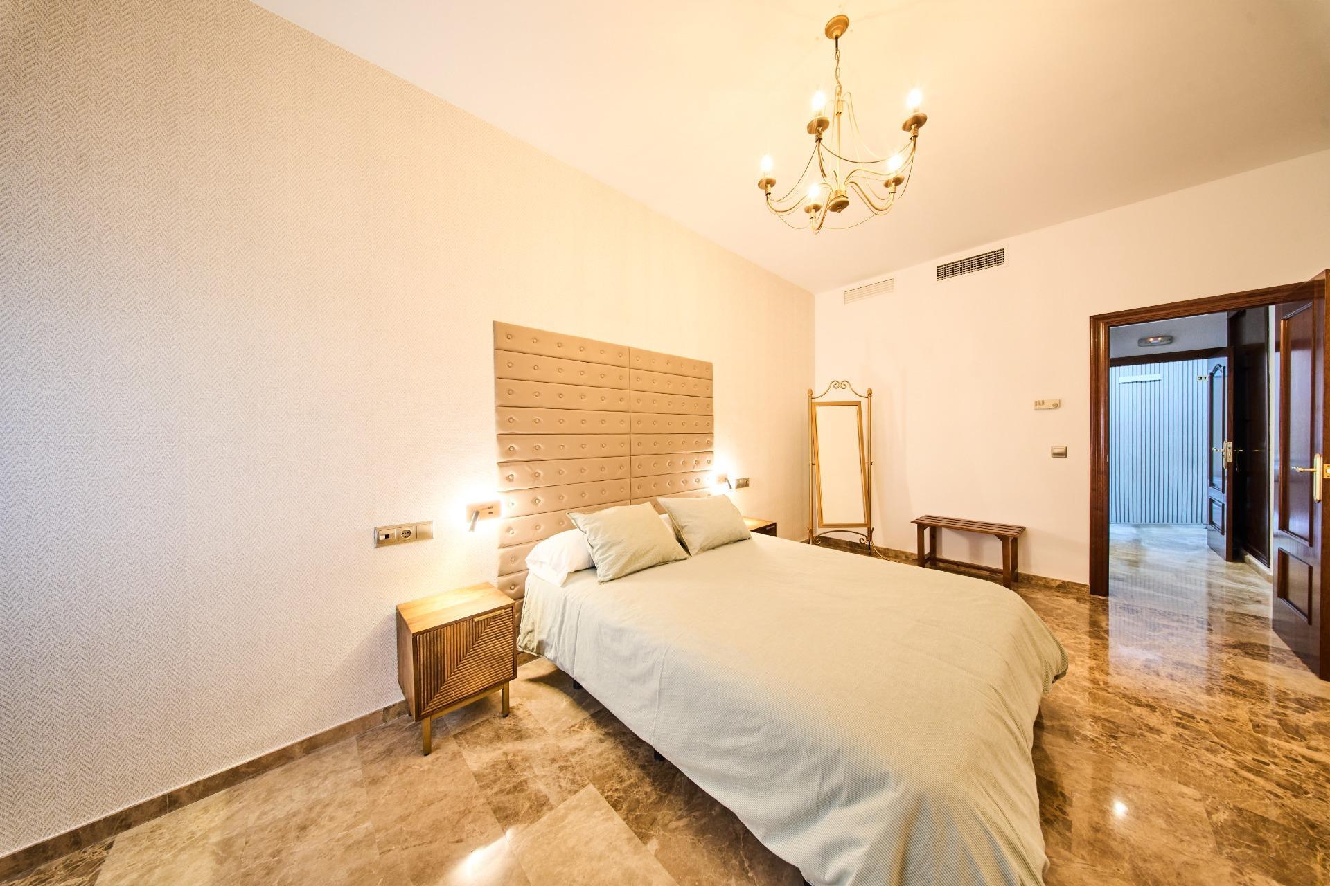 Edificio en venta  Quesada  18/76