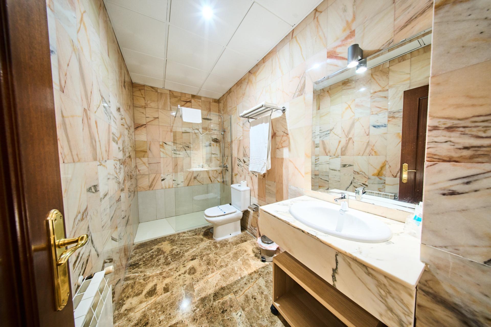 Edificio en venta  Quesada  20/76