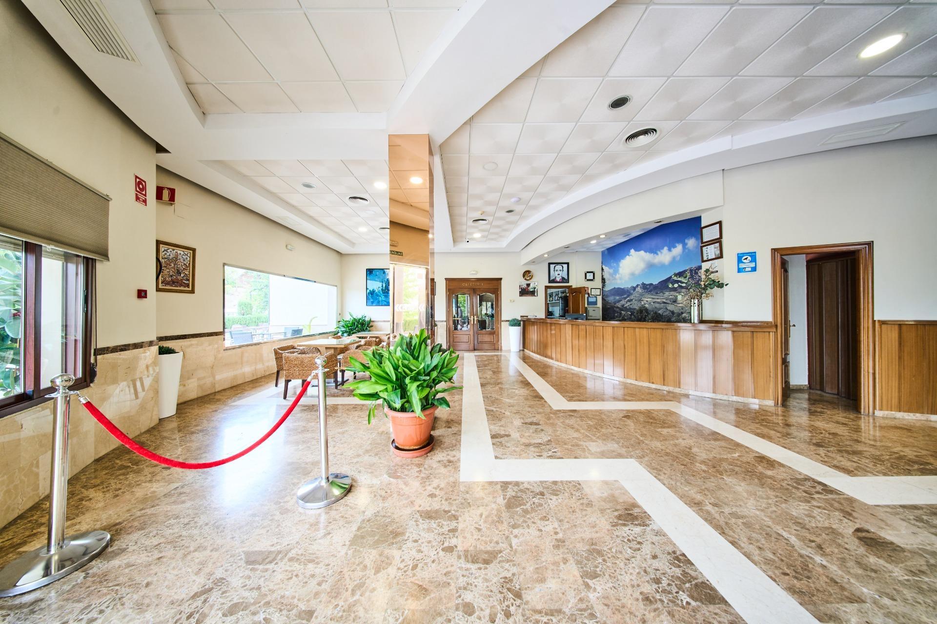 Edificio en venta  Quesada  40/76