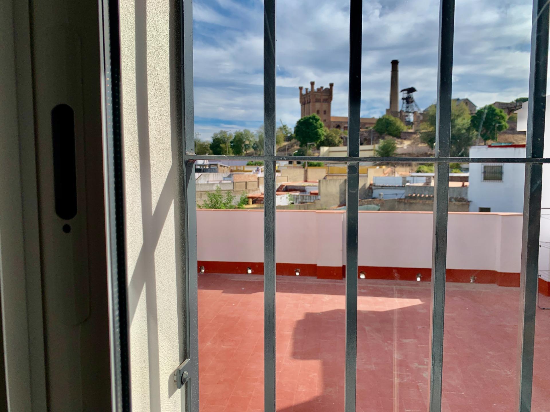 Edificio en venta en Villanueva del Rio y Minas 39/96