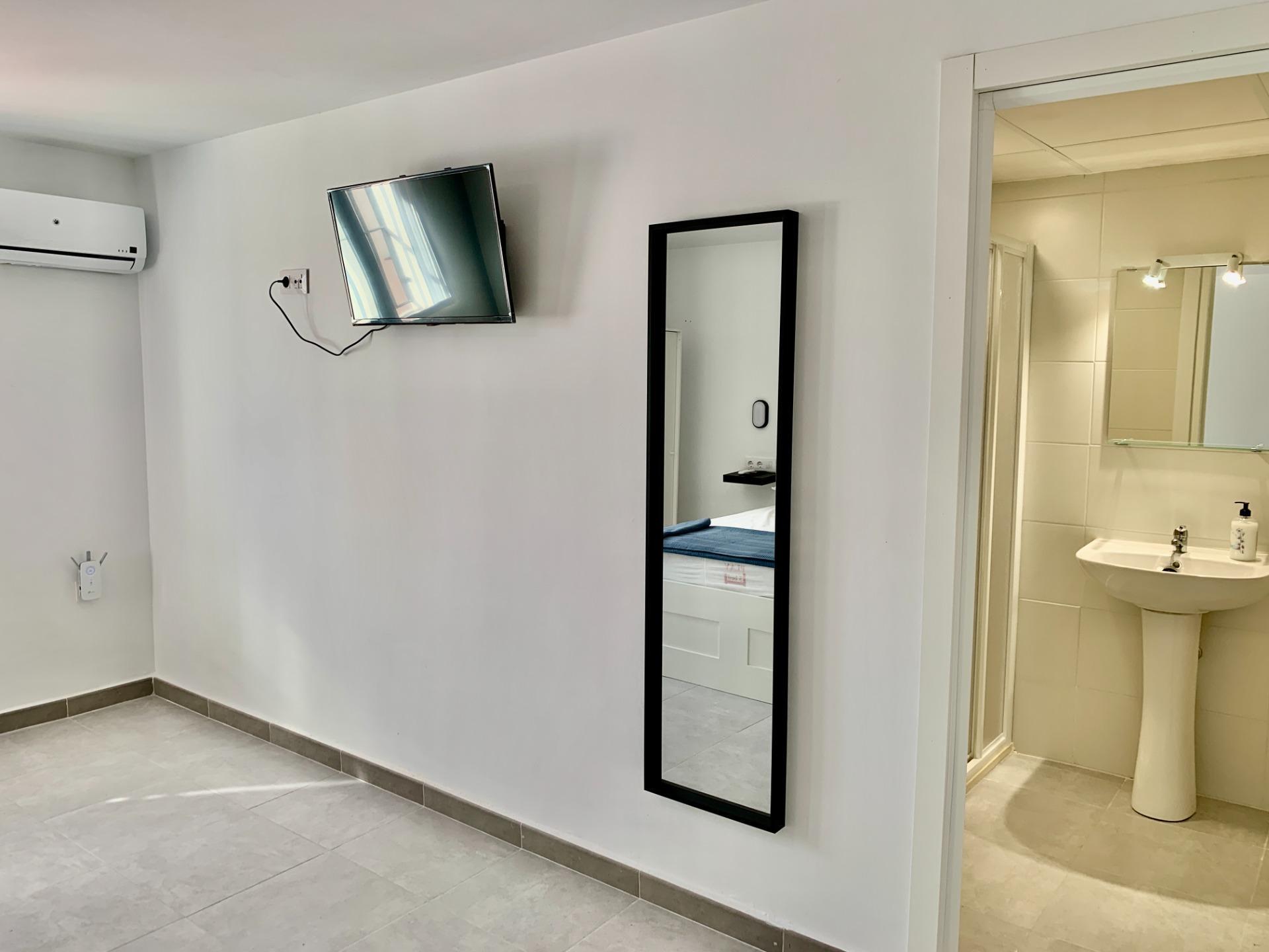 Edificio en venta en Villanueva del Rio y Minas 44/96