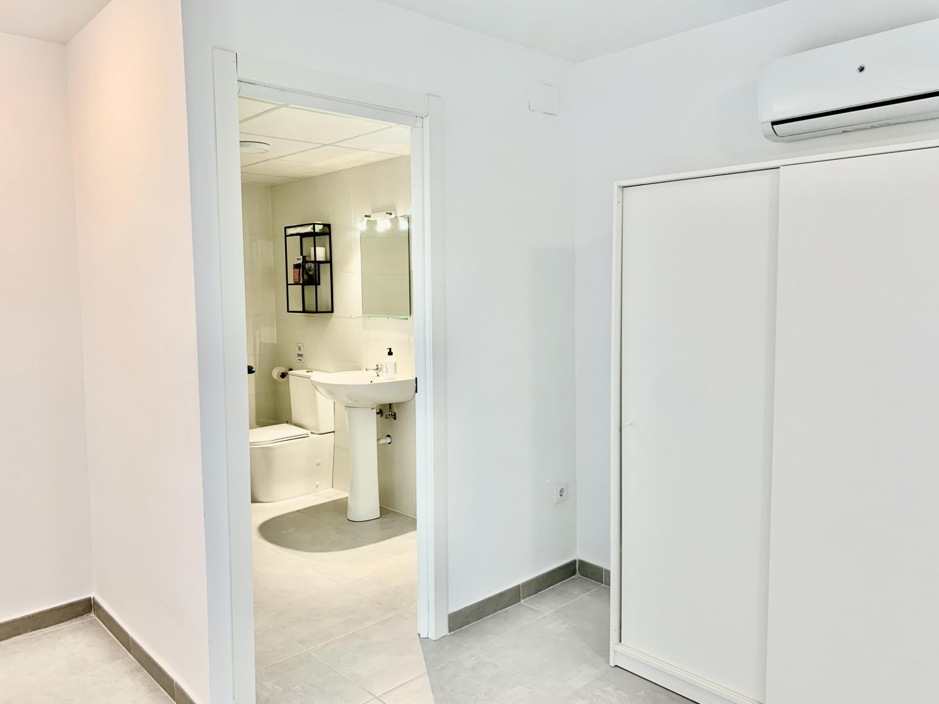 Edificio en venta en Villanueva del Rio y Minas 52/96