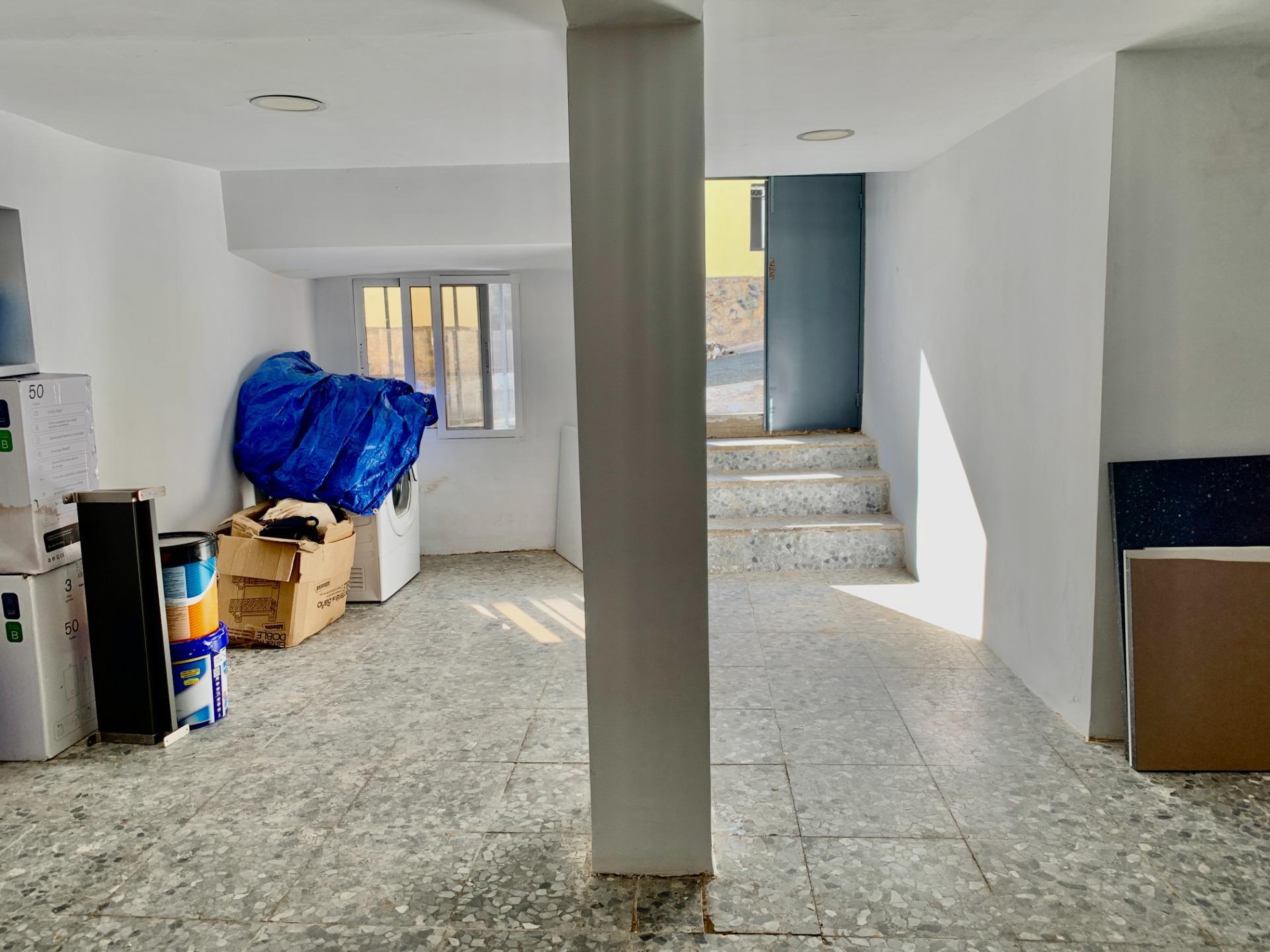 Edificio en venta en Villanueva del Rio y Minas 89/96