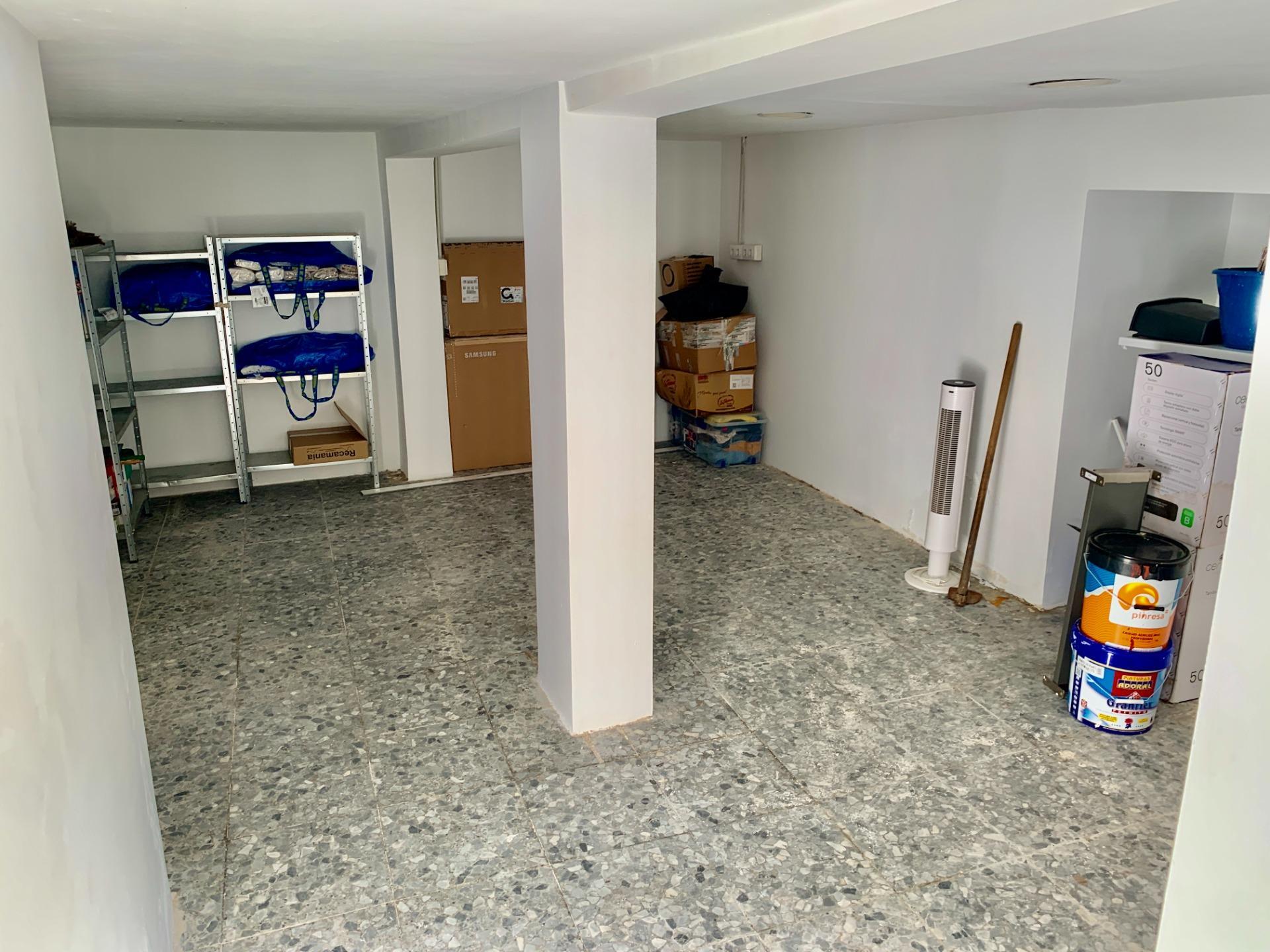 Edificio en venta en Villanueva del Rio y Minas 92/96