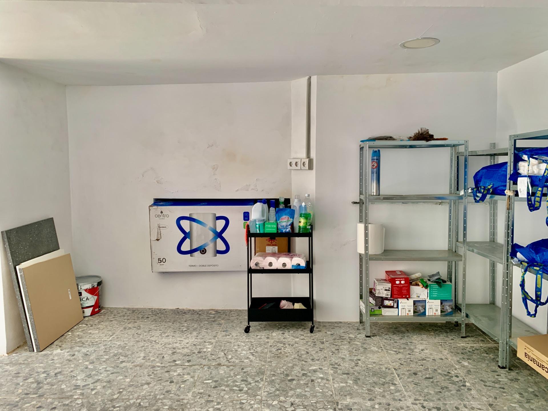 Edificio en venta en Villanueva del Rio y Minas 95/96