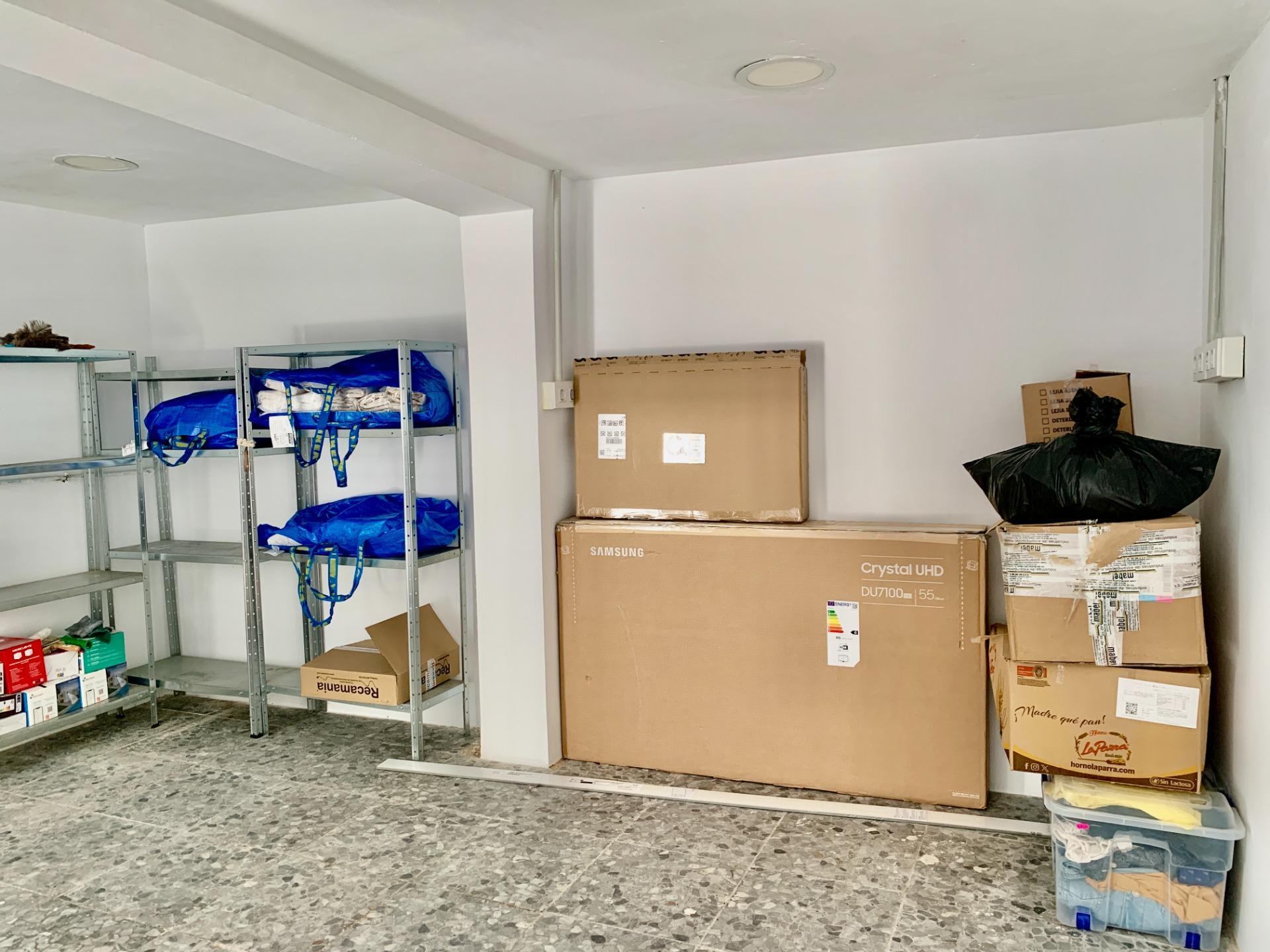 Edificio en venta en Villanueva del Rio y Minas 96/96