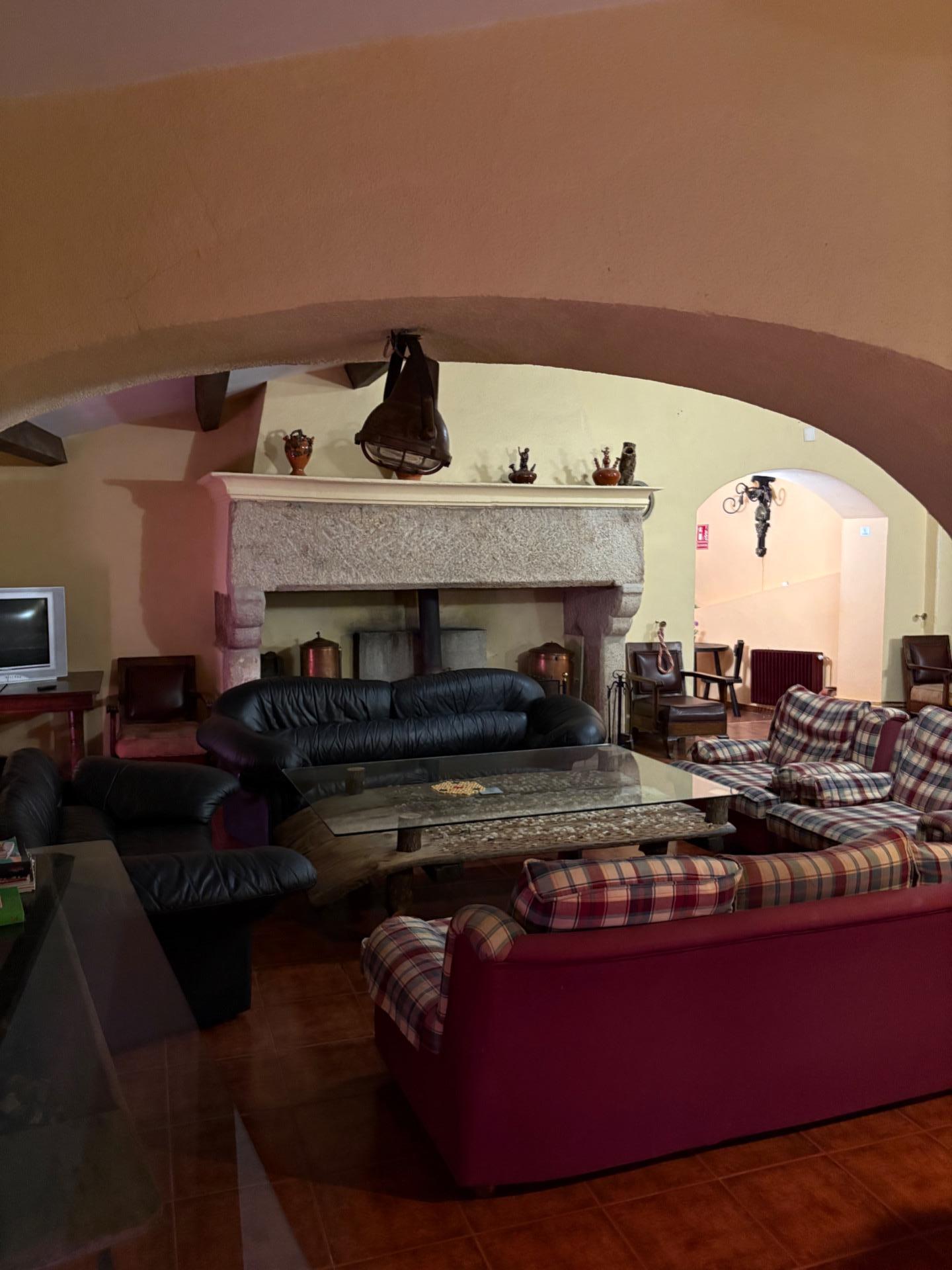 Casa en venta en Alcuescar 12/89
