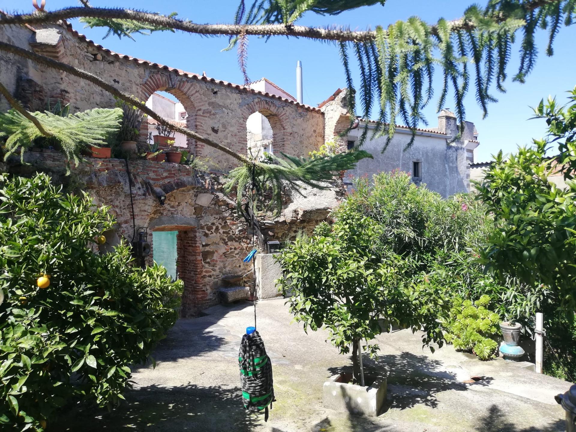 Casa en venta en Alcuescar 65/89