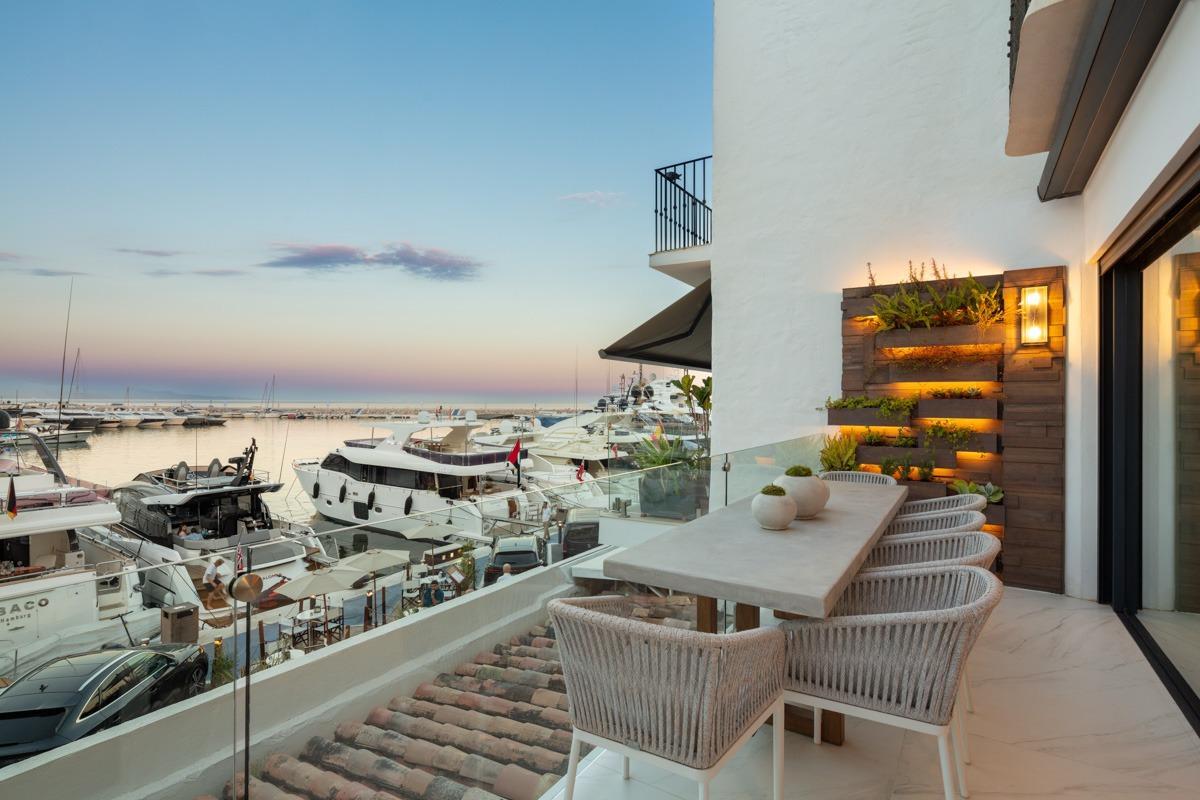 Piso en venta, Nueva AndalucÃ­a - Puerto BanÃºs, Marbella, MÃ¡laga