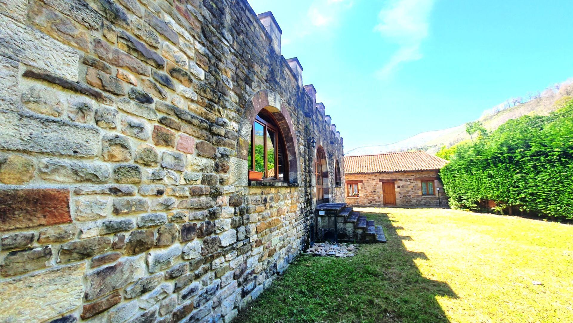 Edificios-Venta-CabuÃ©rniga-2106576-Foto-5
