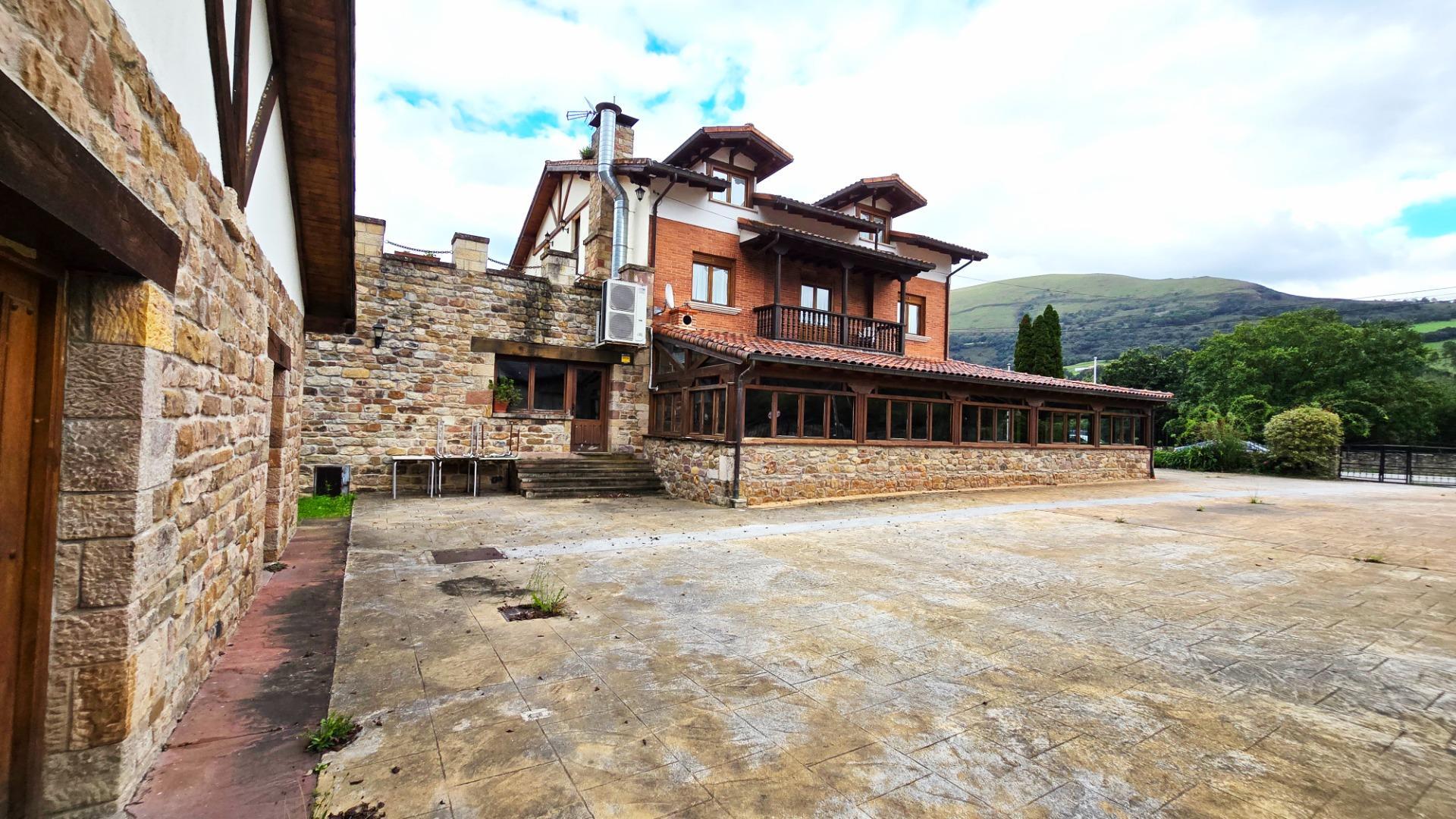 Edificios-Venta-CabuÃ©rniga-2106576-Foto-8