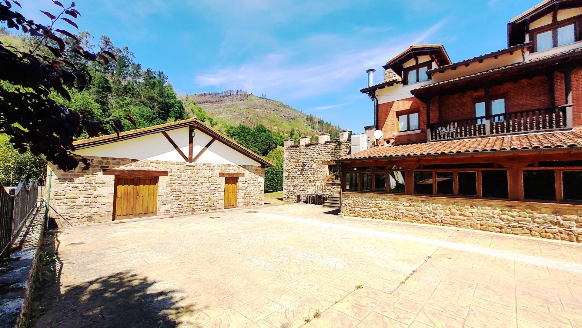 Edificios-Venta-CabuÃ©rniga-2106576-Foto-7