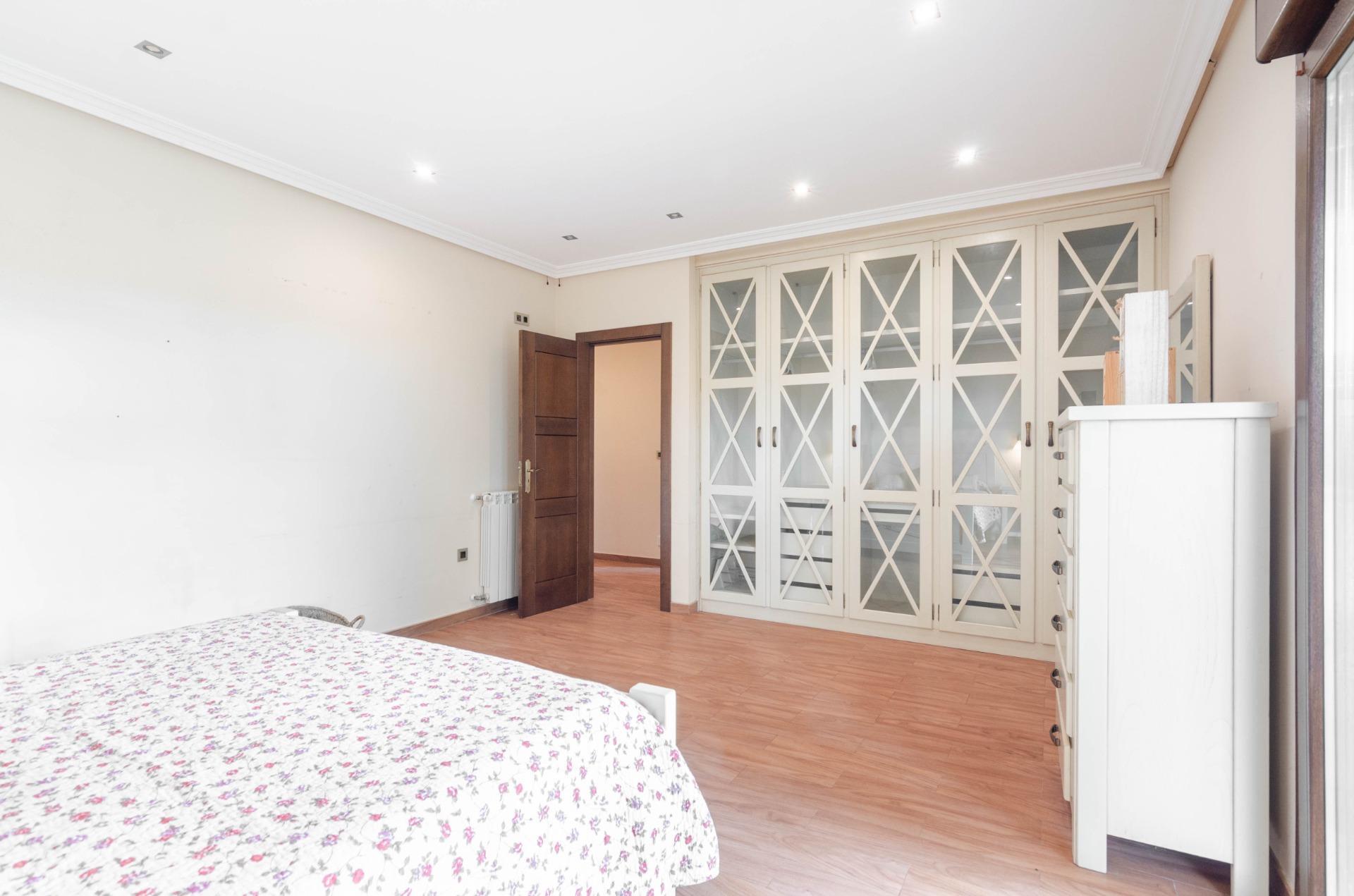 Casas o chalets-Venta-Santo Adriano-2107661-Foto-31