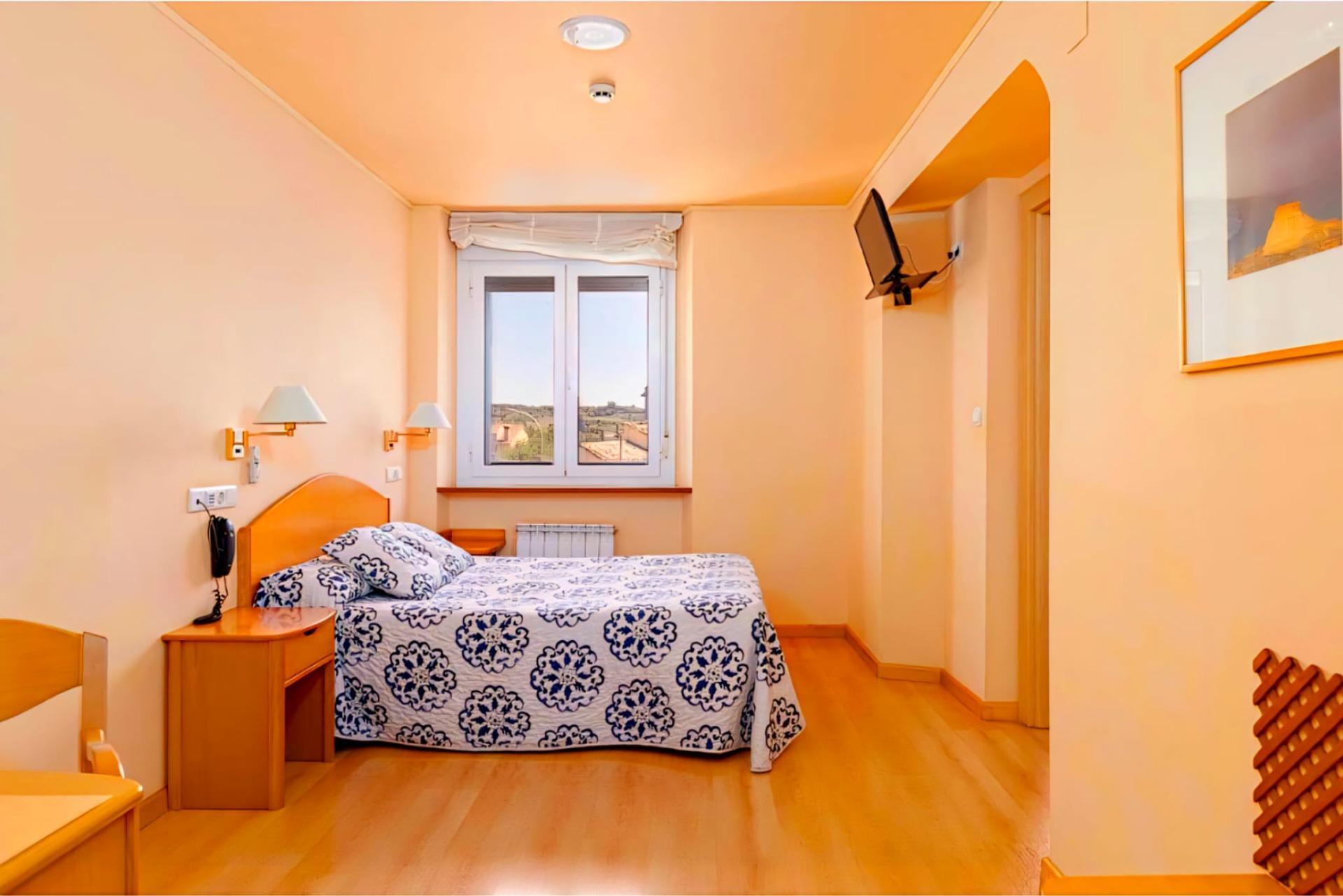Edificios-Venta-Ayerbe-2108426-Foto-14