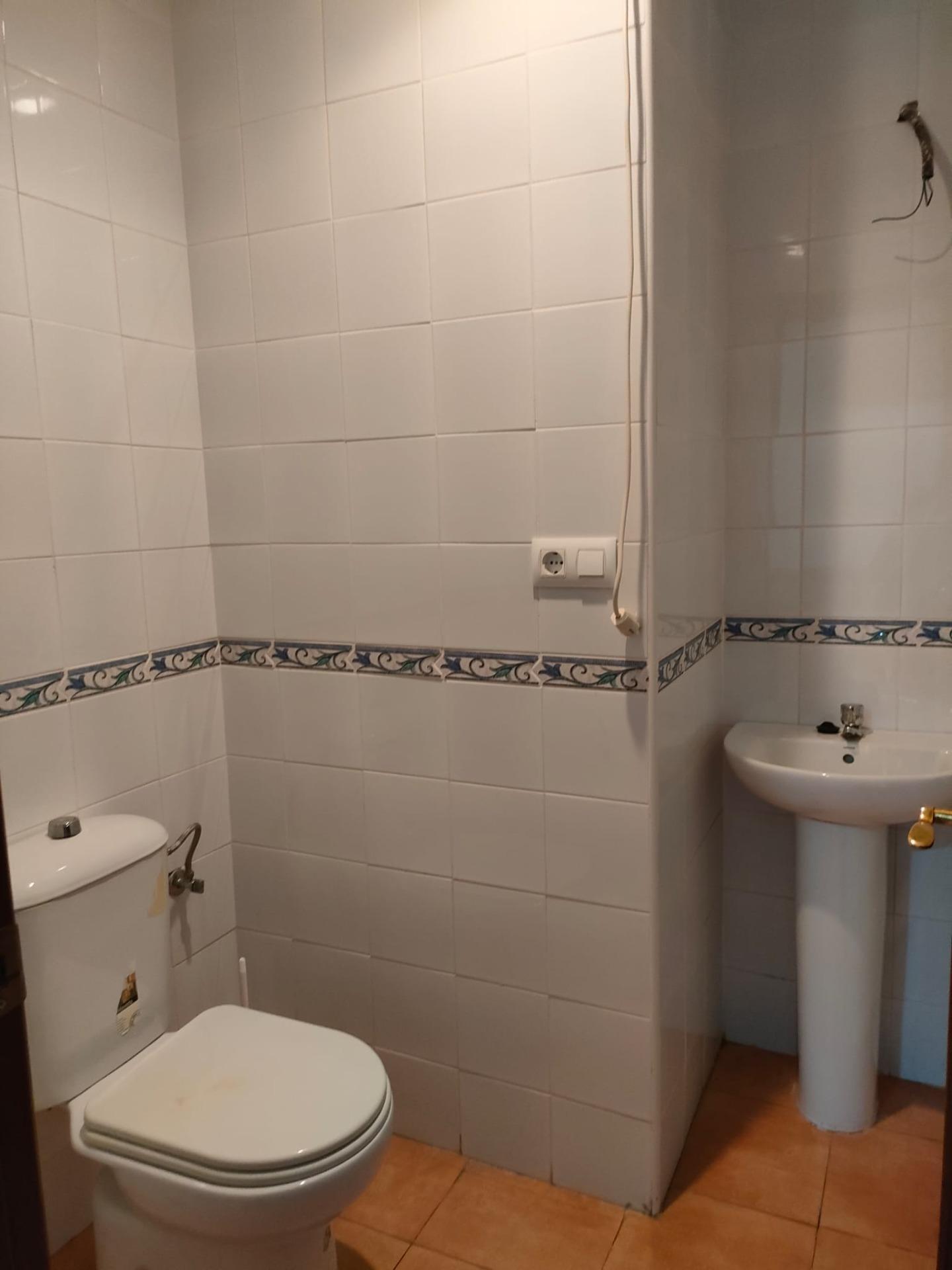 Piso en alquiler  Cantillana  3/11